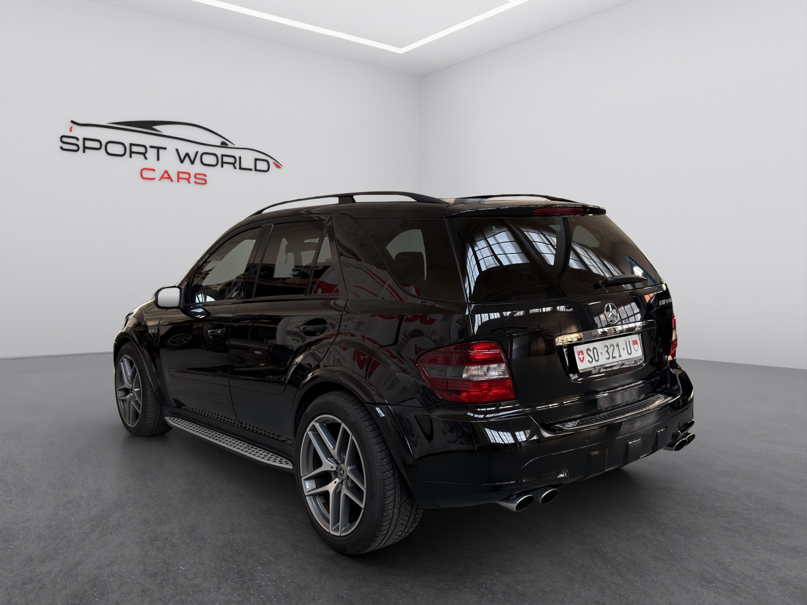 MERCEDES-BENZ ML 63 AMG 4Matic 7G-Tronic-image-21