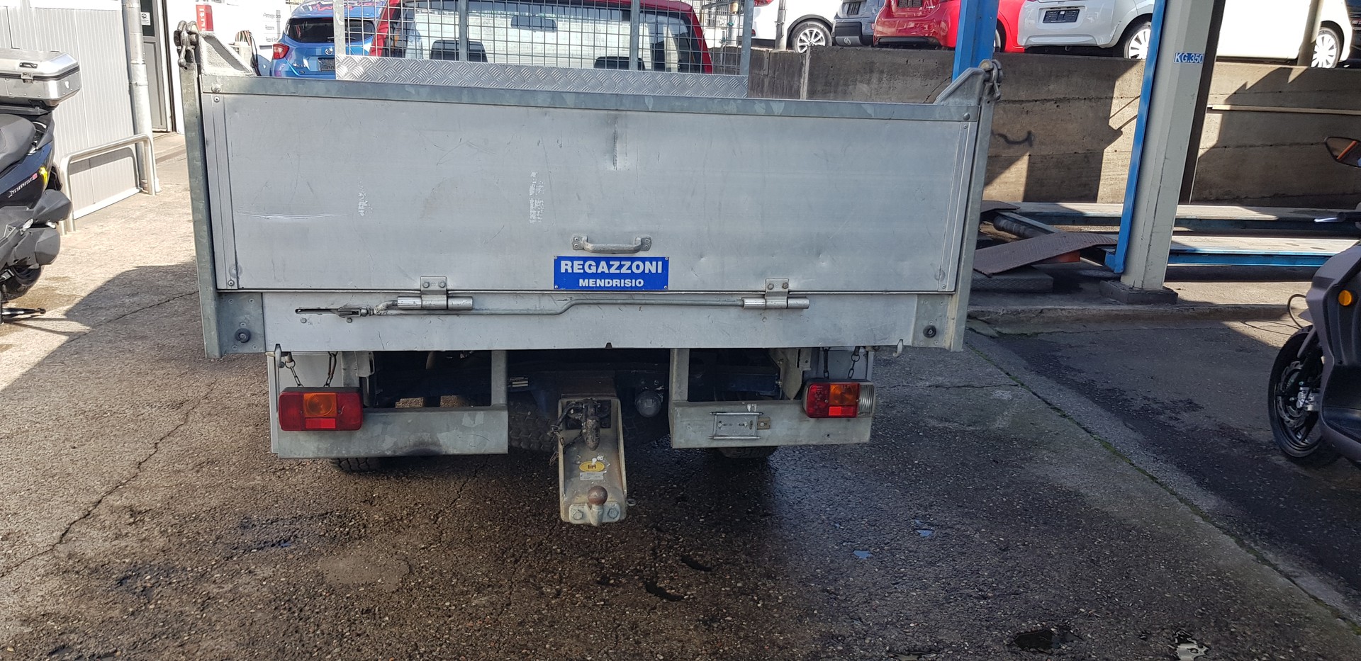 NISSAN King Cab 2.4 4x4 KNMD21-image-6