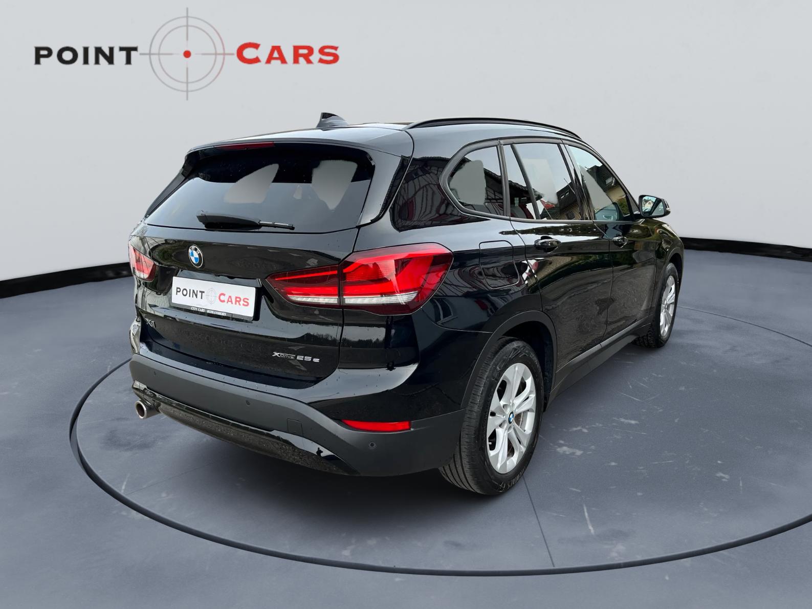 BMW X1 xDrive 25e Sport Line Steptronic-image-4