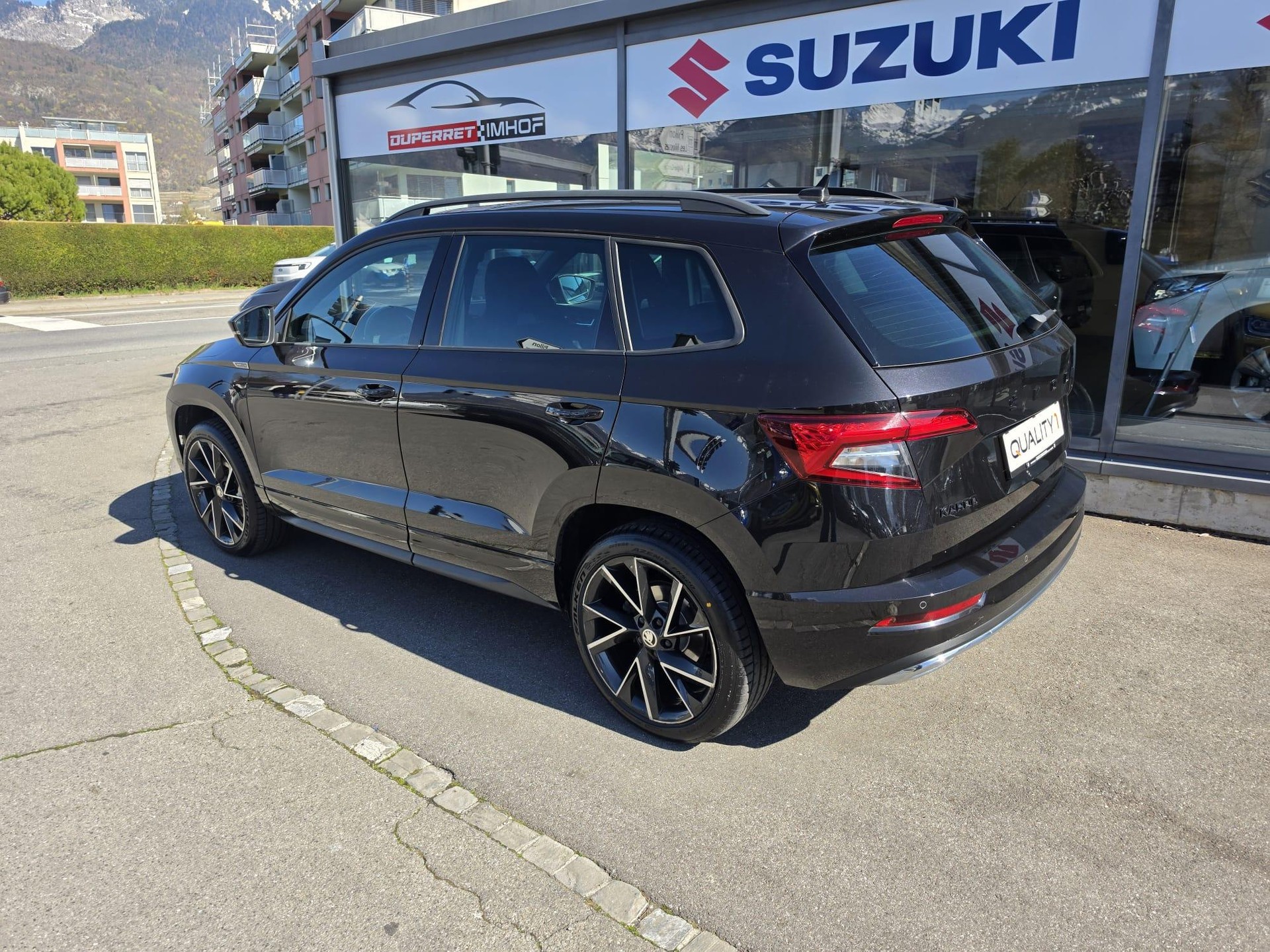 SKODA Karoq 2.0 TSI SportLine DSG 4x4-image-1