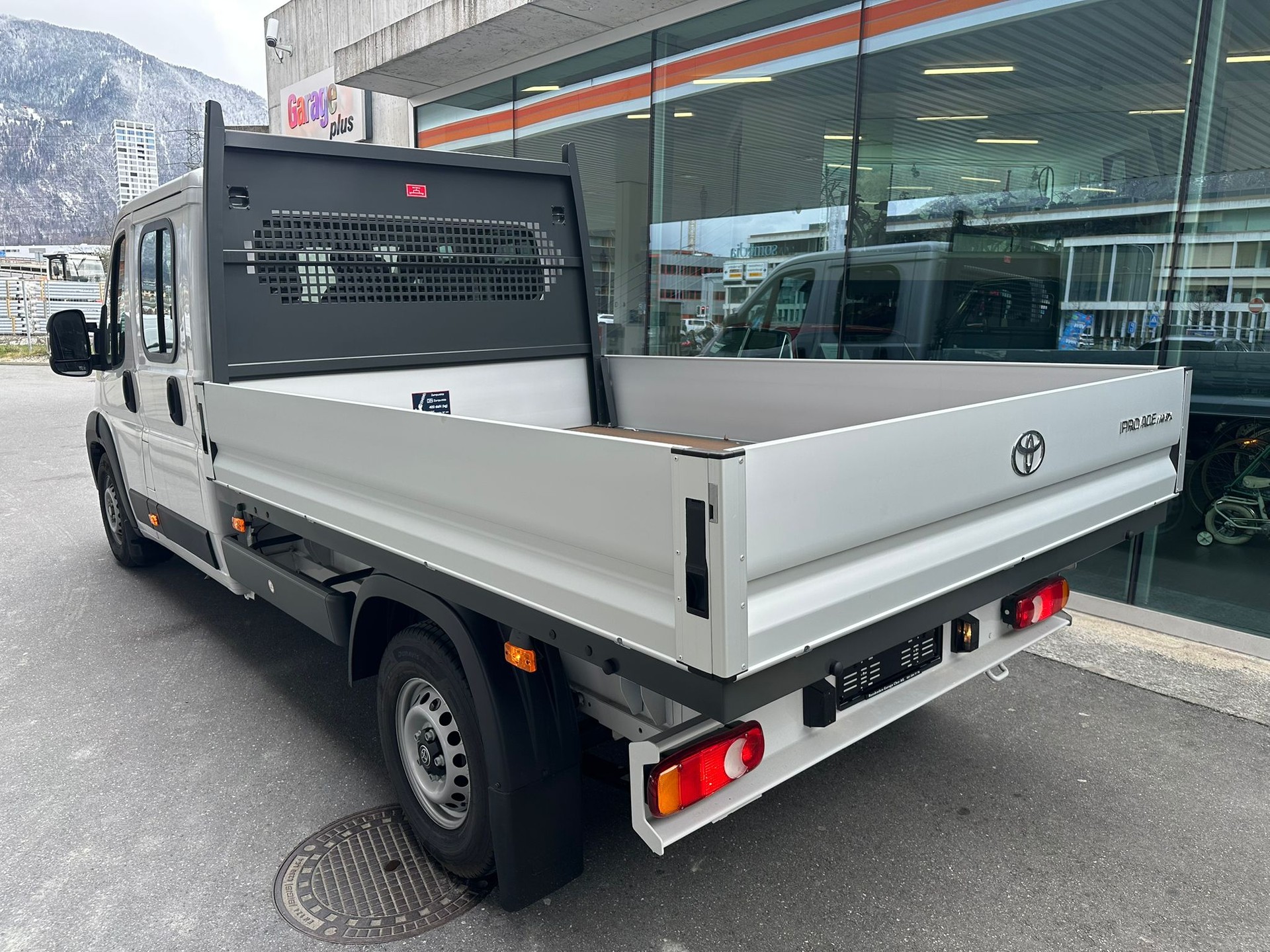 TOYOTA Proace MAX 2.2 Brücke mit Doppelkabine L3H1-image-5