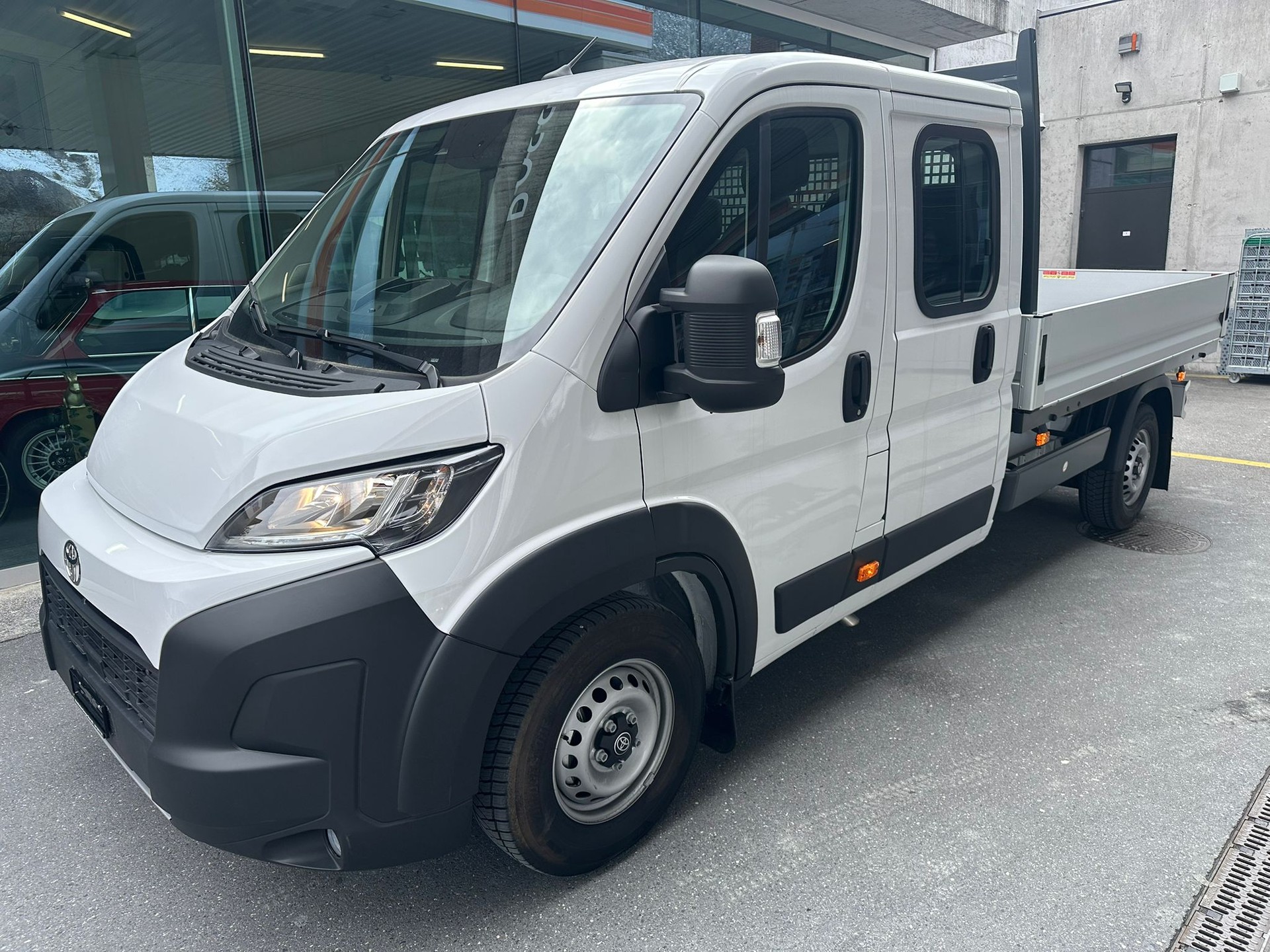 TOYOTA Proace MAX 2.2 Brücke mit Doppelkabine L3H1-image-2