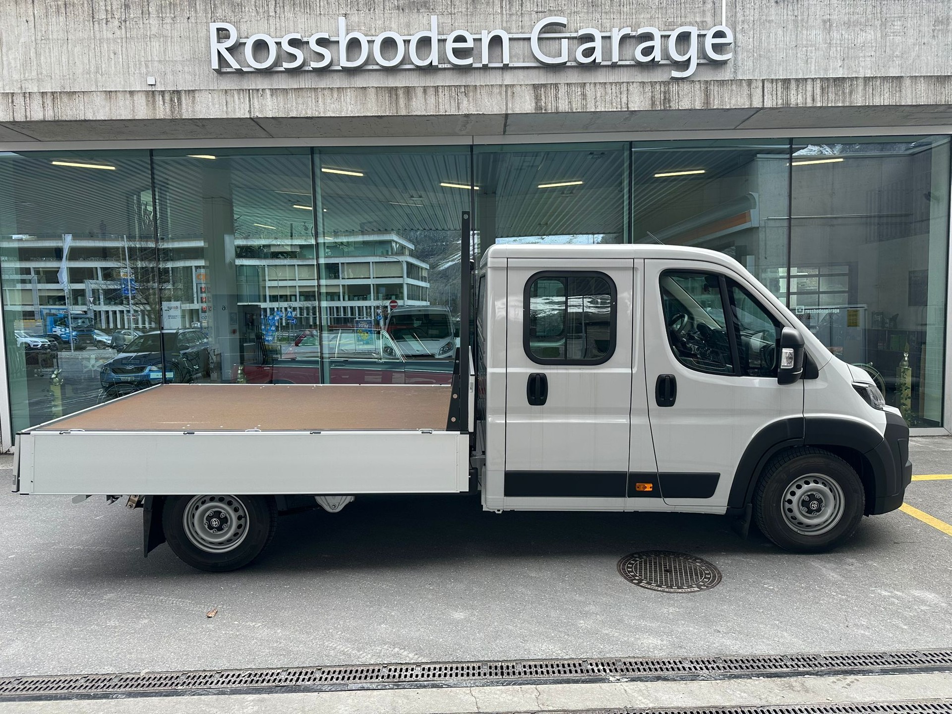 TOYOTA Proace MAX 2.2 Brücke mit Doppelkabine L3H1-image-4