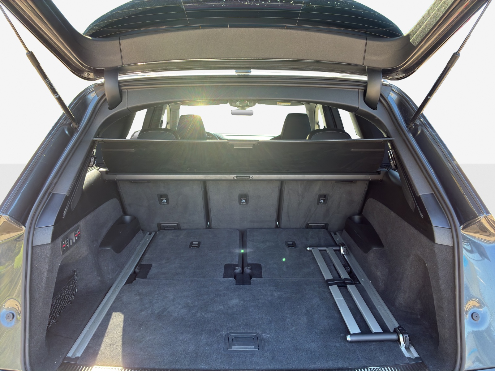 AUDI Q7 SUV TDI quattro 210 kW S Line tiptronic-image-12