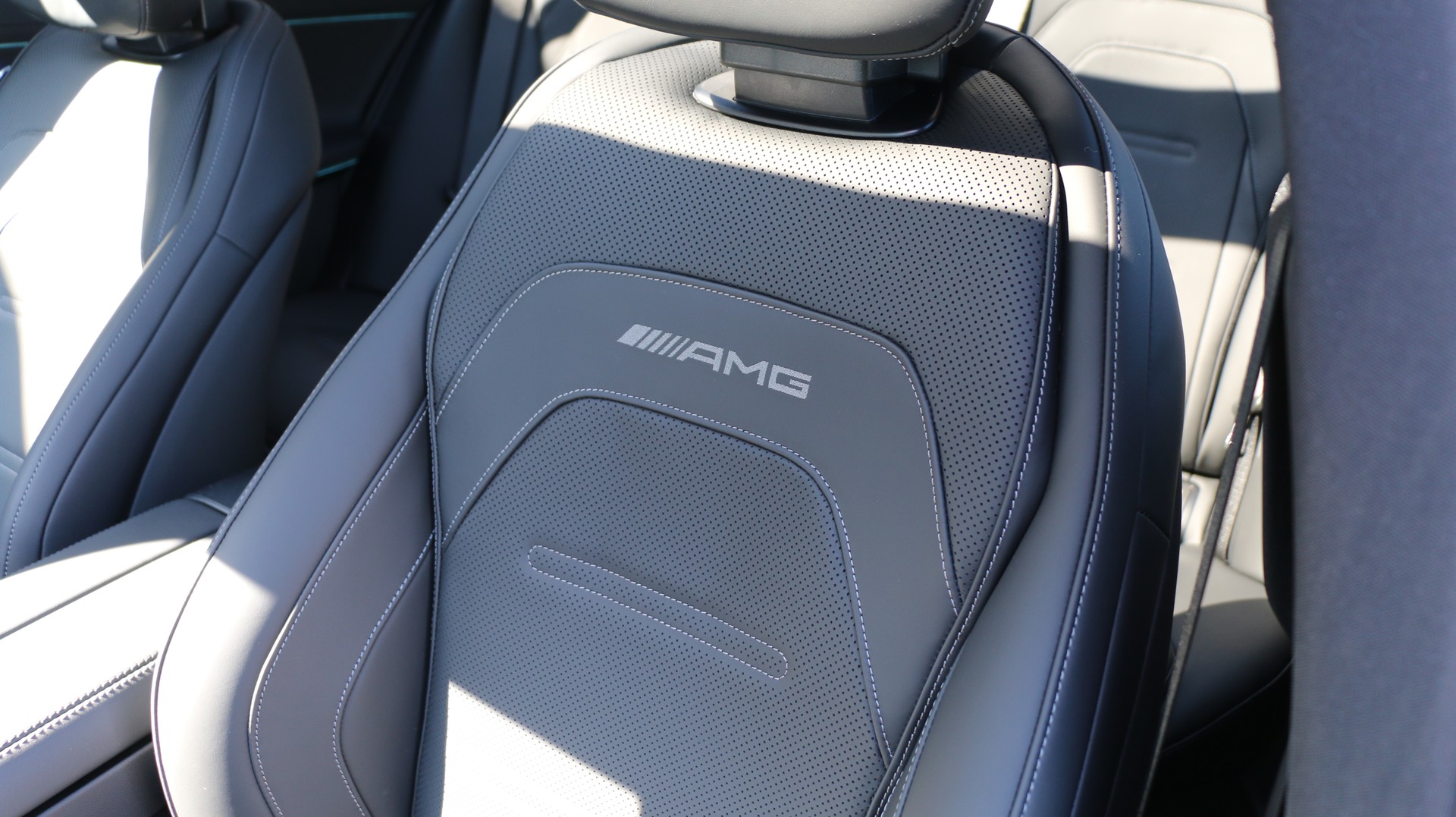 MERCEDES-BENZ E 53 Hybrid 4M+ 9G-Tronic-image-11