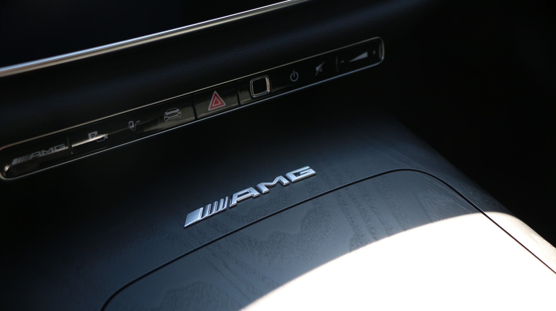 MERCEDES-BENZ E 53 Hybrid 4M+ 9G-Tronic-image-17