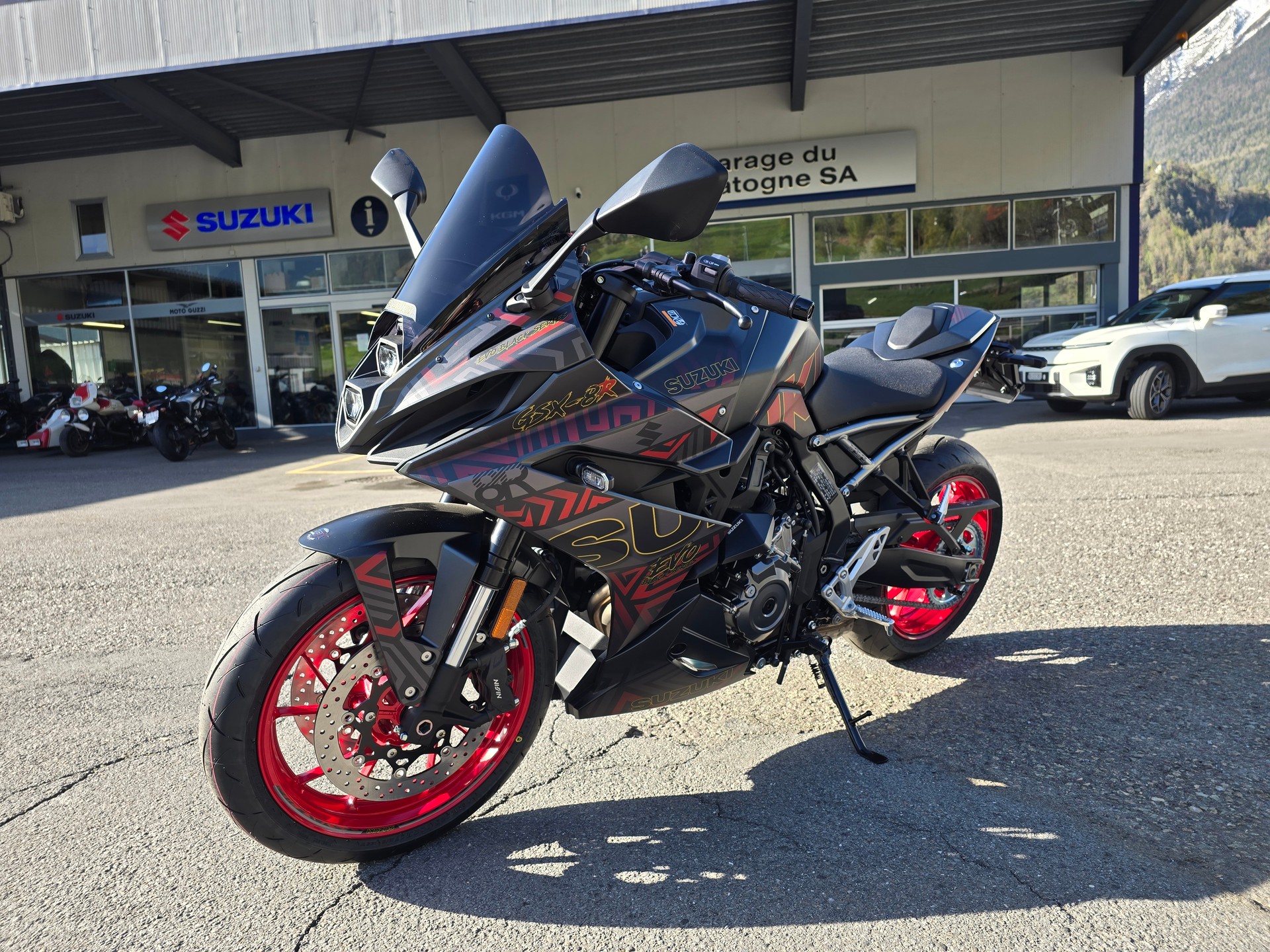 SUZUKI GSX 8 R EVO (35kW) Spécial Swiss-image-10