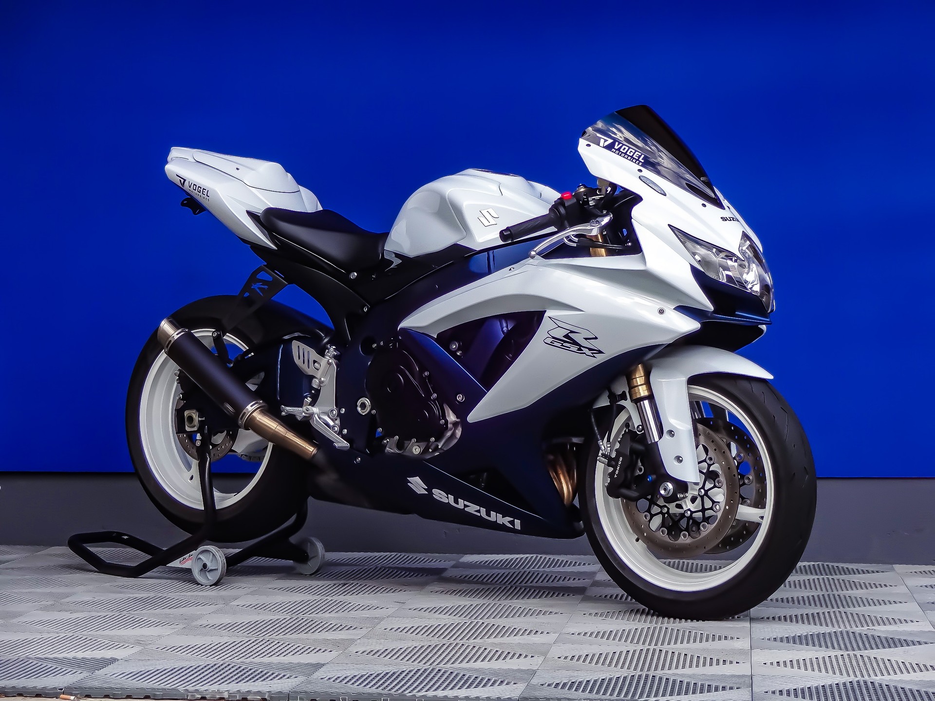 SUZUKI GSX-R 600 U L0 (25kW)-showroom-element-1