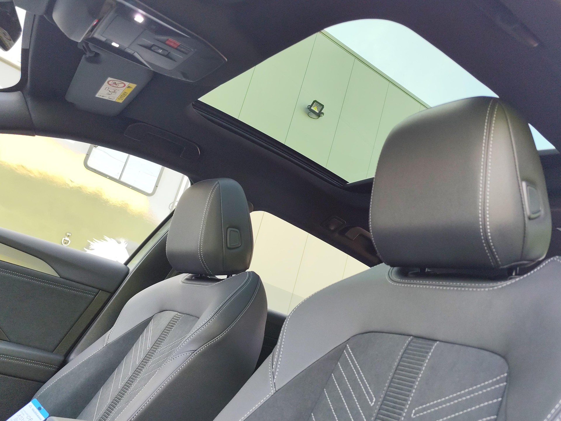 OPEL Astra-e Sports Tourer Ultimate-image-17