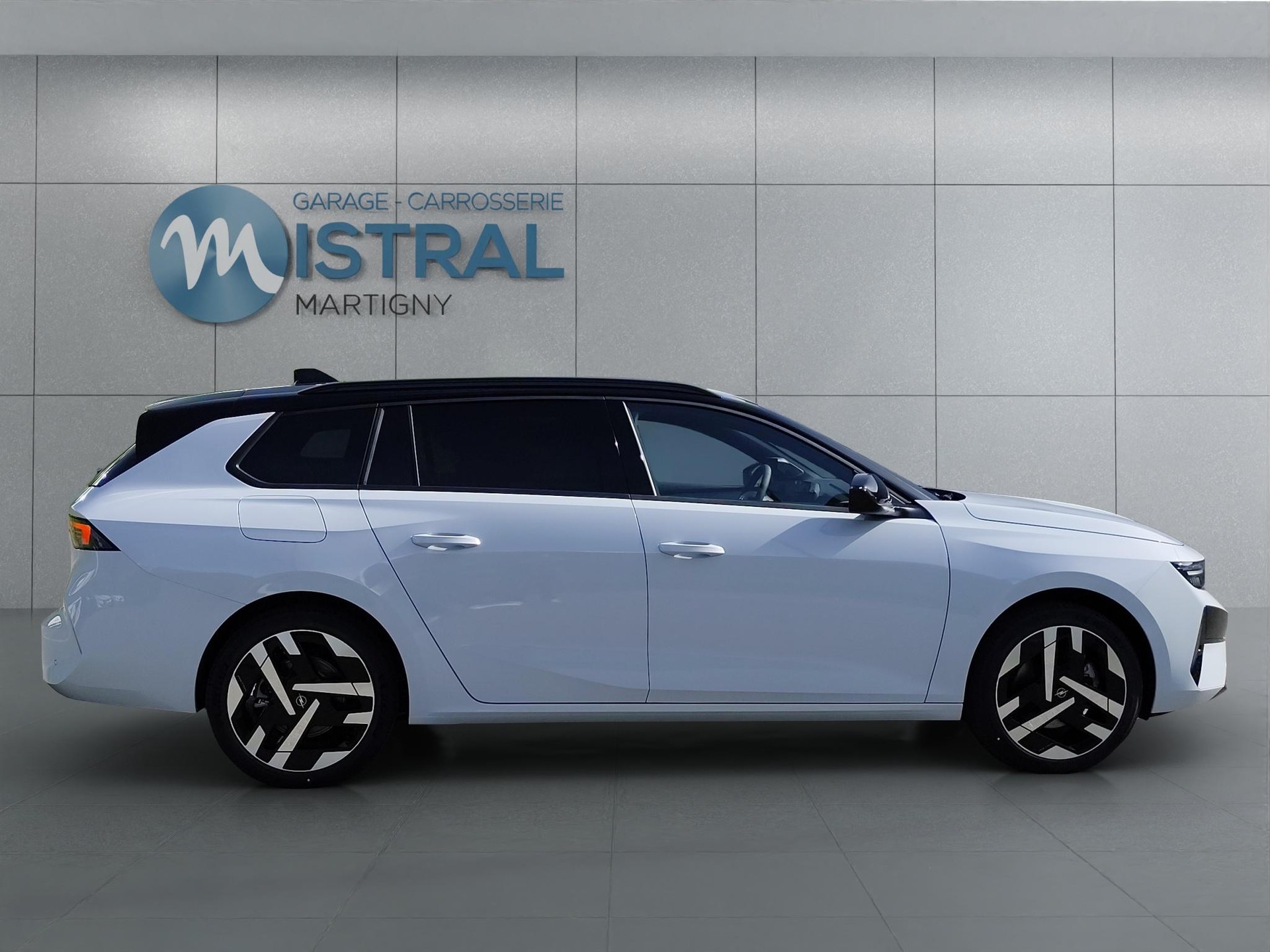 OPEL Astra-e Sports Tourer Ultimate-image-5