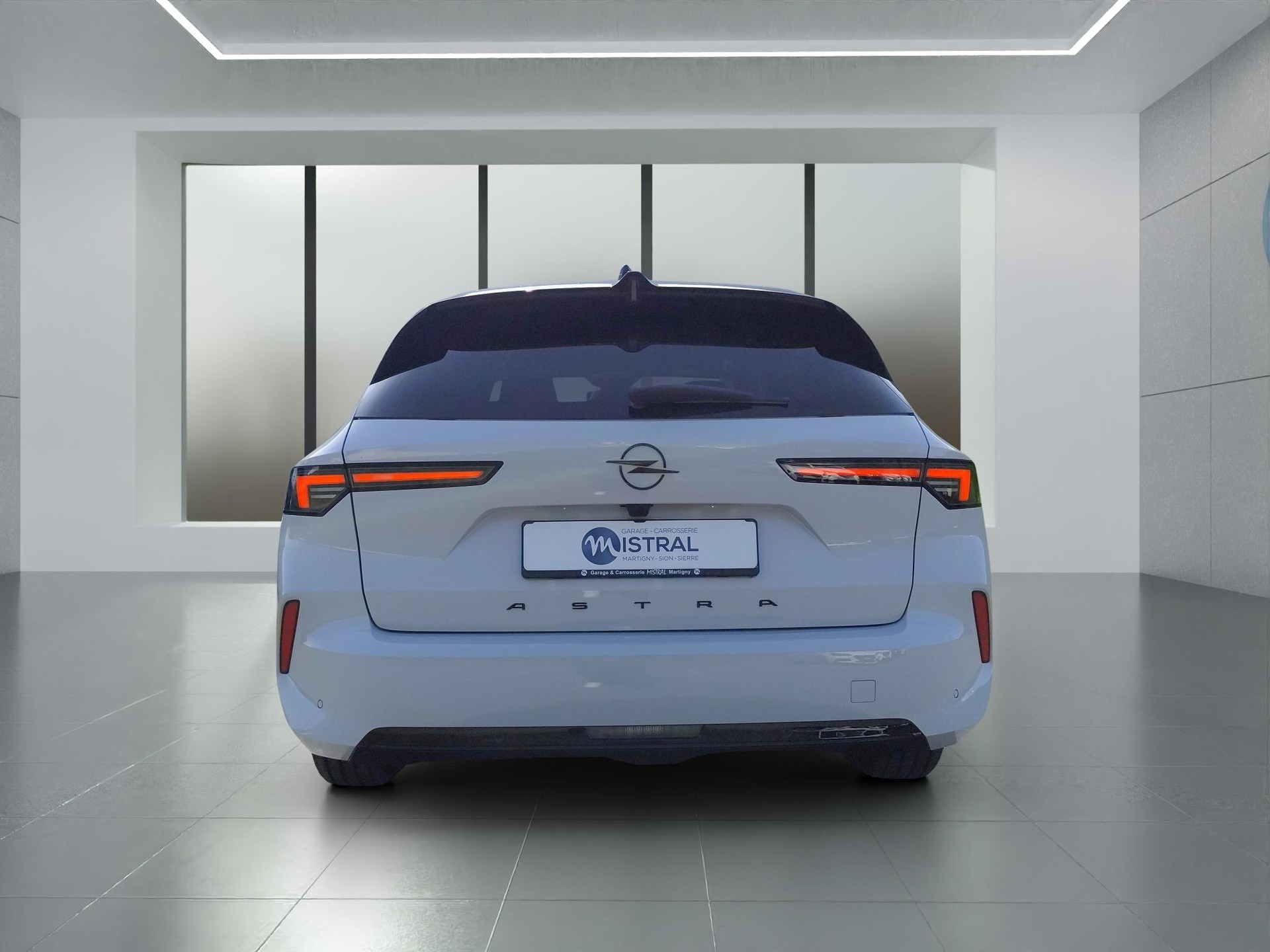 OPEL Astra-e Sports Tourer Ultimate-image-3