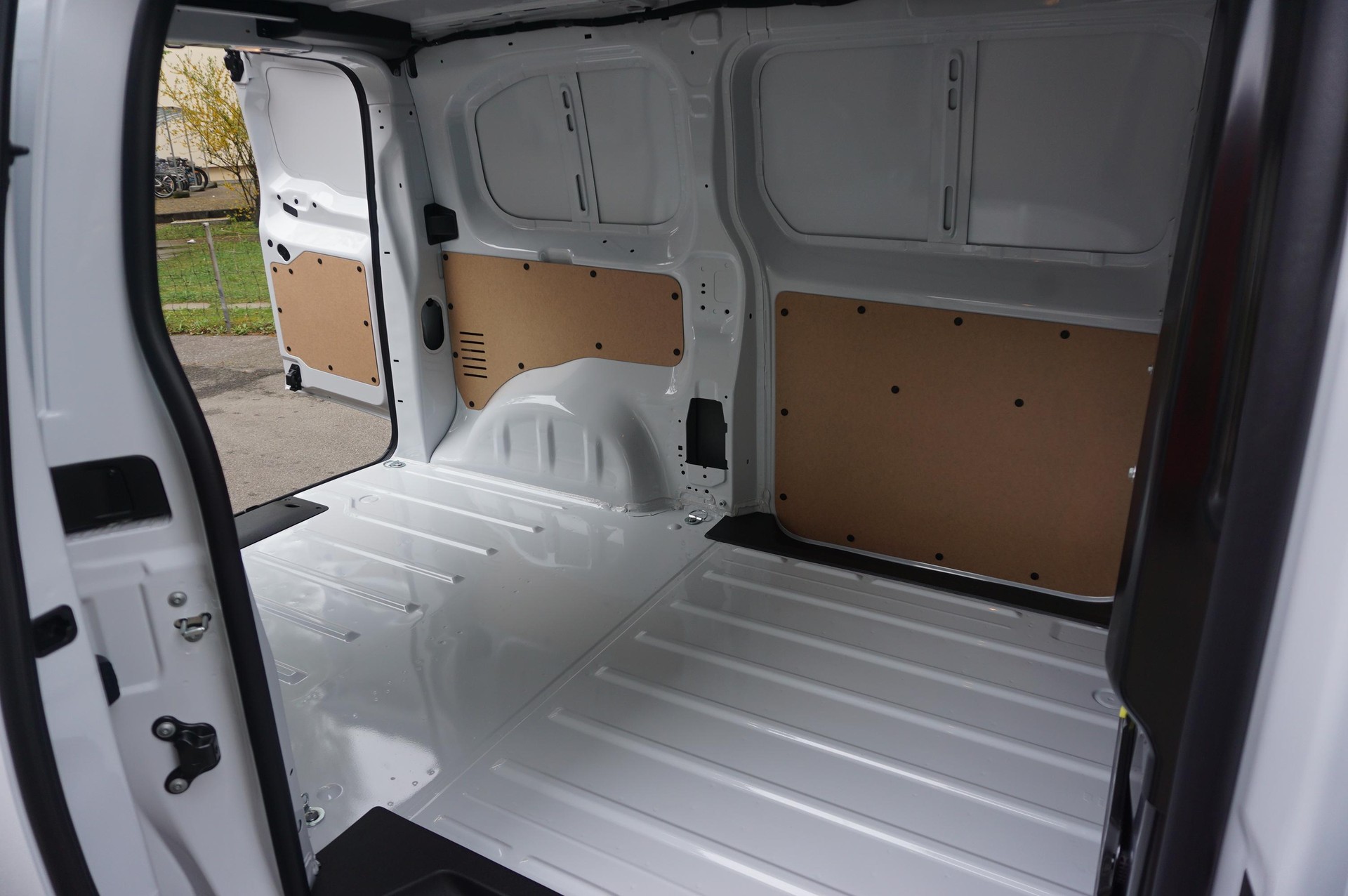 CITROEN Jumpy Kaw. M 1.5 BlueHDi 120 First S/S-image-6