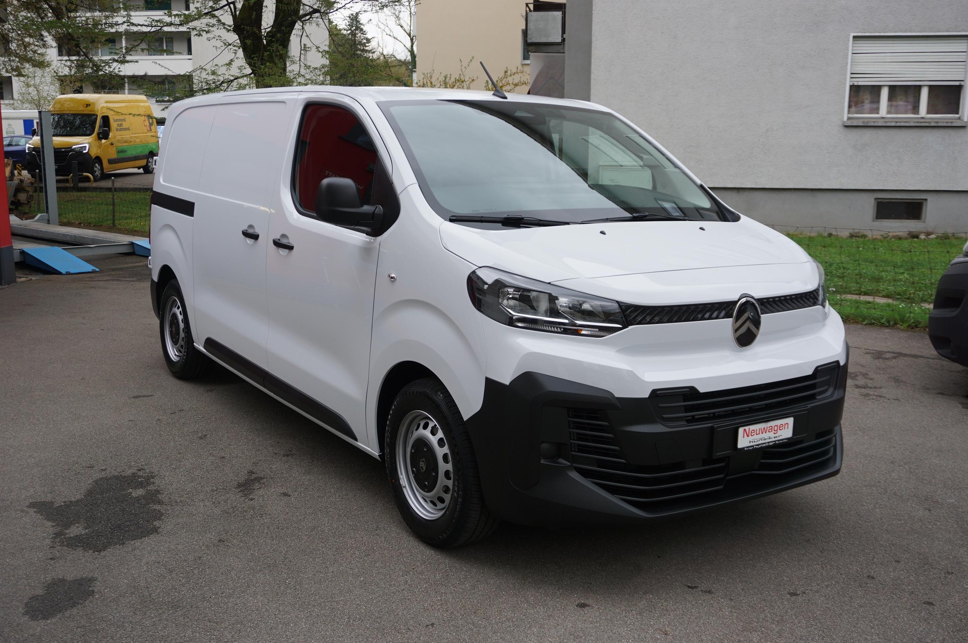 CITROEN Jumpy Kaw. M 1.5 BlueHDi 120 First S/S-image-0