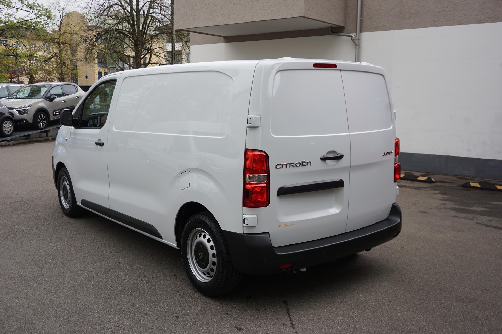 CITROEN Jumpy Kaw. M 1.5 BlueHDi 120 First S/S-image-2
