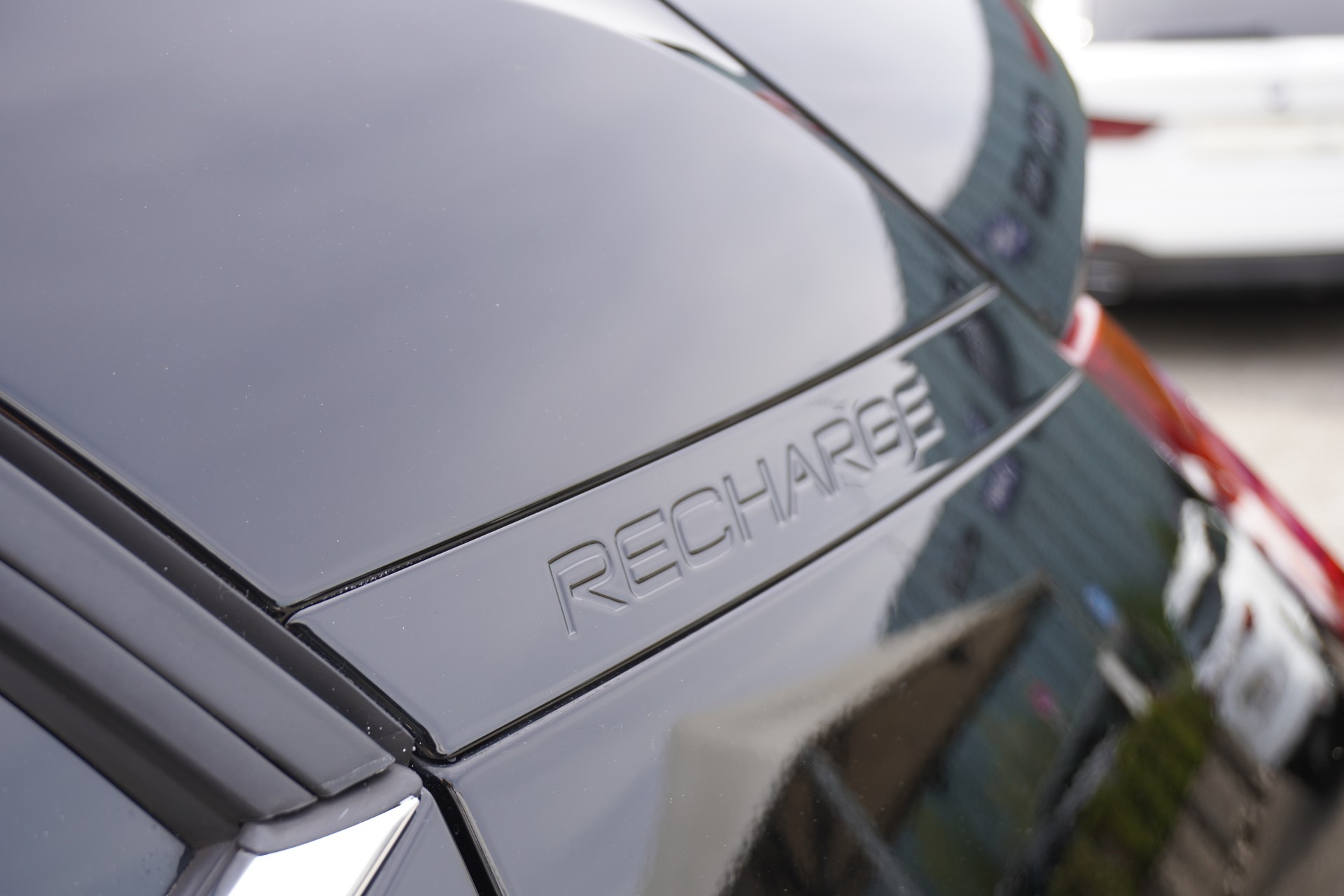VOLVO XC40 T4 PHEV Plus Bright DCT-image-40