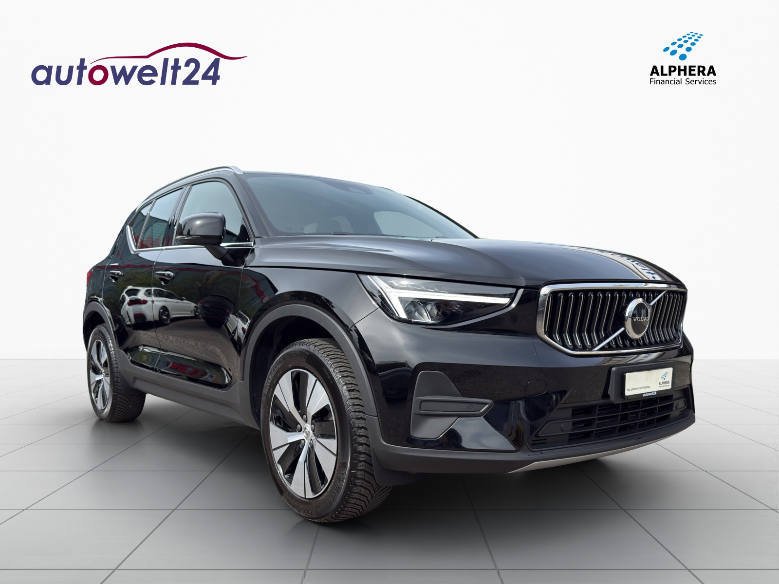 VOLVO XC40 T4 PHEV Plus Bright DCT-image-3