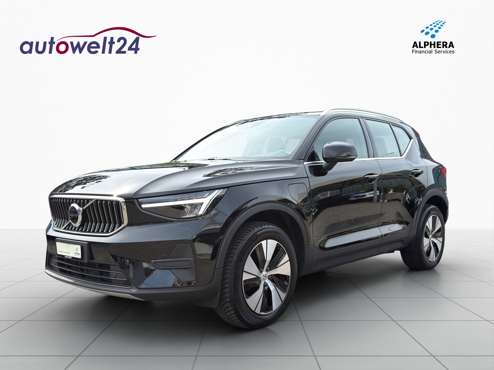 VOLVO XC40 T4 PHEV Plus Bright DCT-image-0