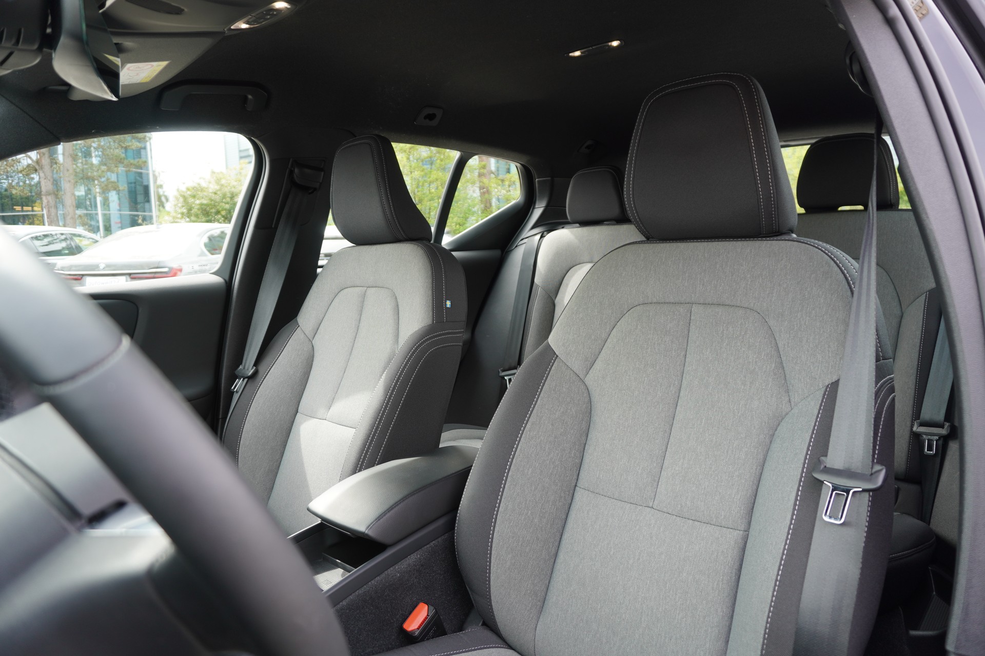 VOLVO XC40 T4 PHEV Plus Bright DCT-image-12