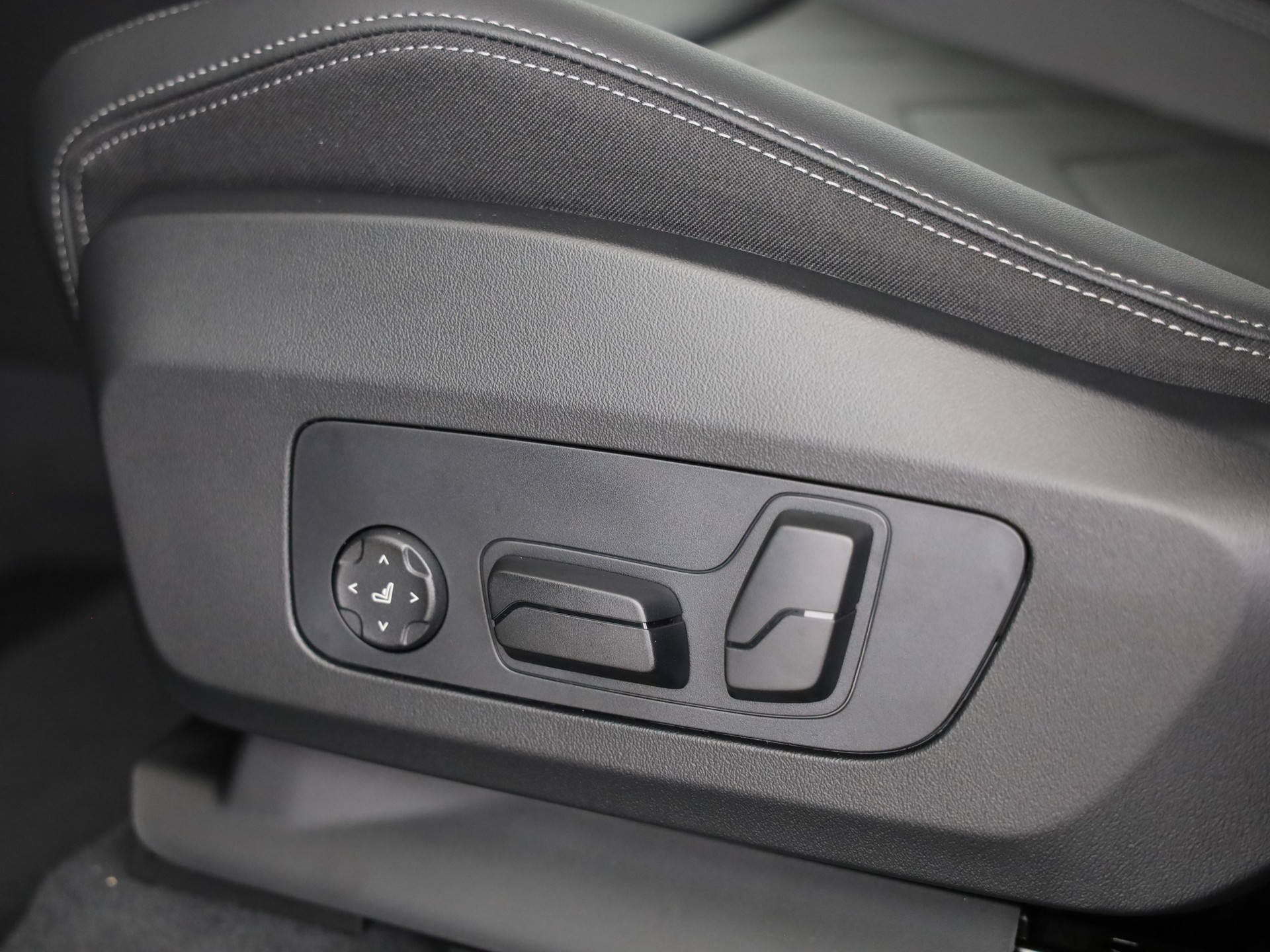 BMW 230e xDrive paddles Active Tourer-image-20