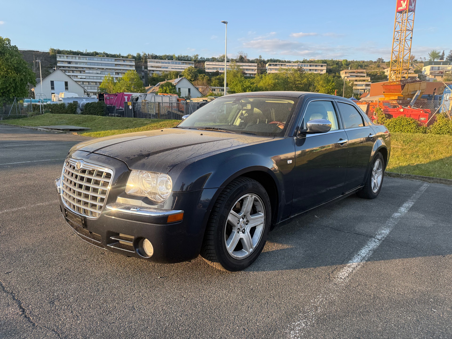 CHRYSLER 300C-image-2