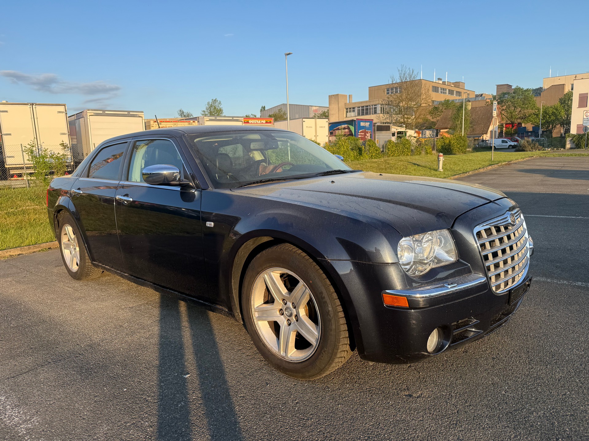CHRYSLER 300C-image-0