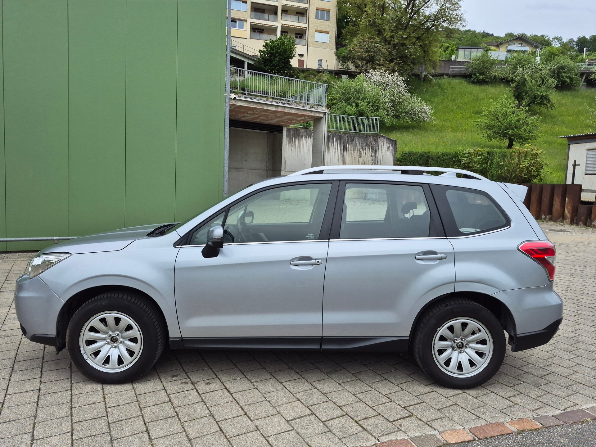 SUBARU Forester 2.0D Swiss Lineatronic-image-4