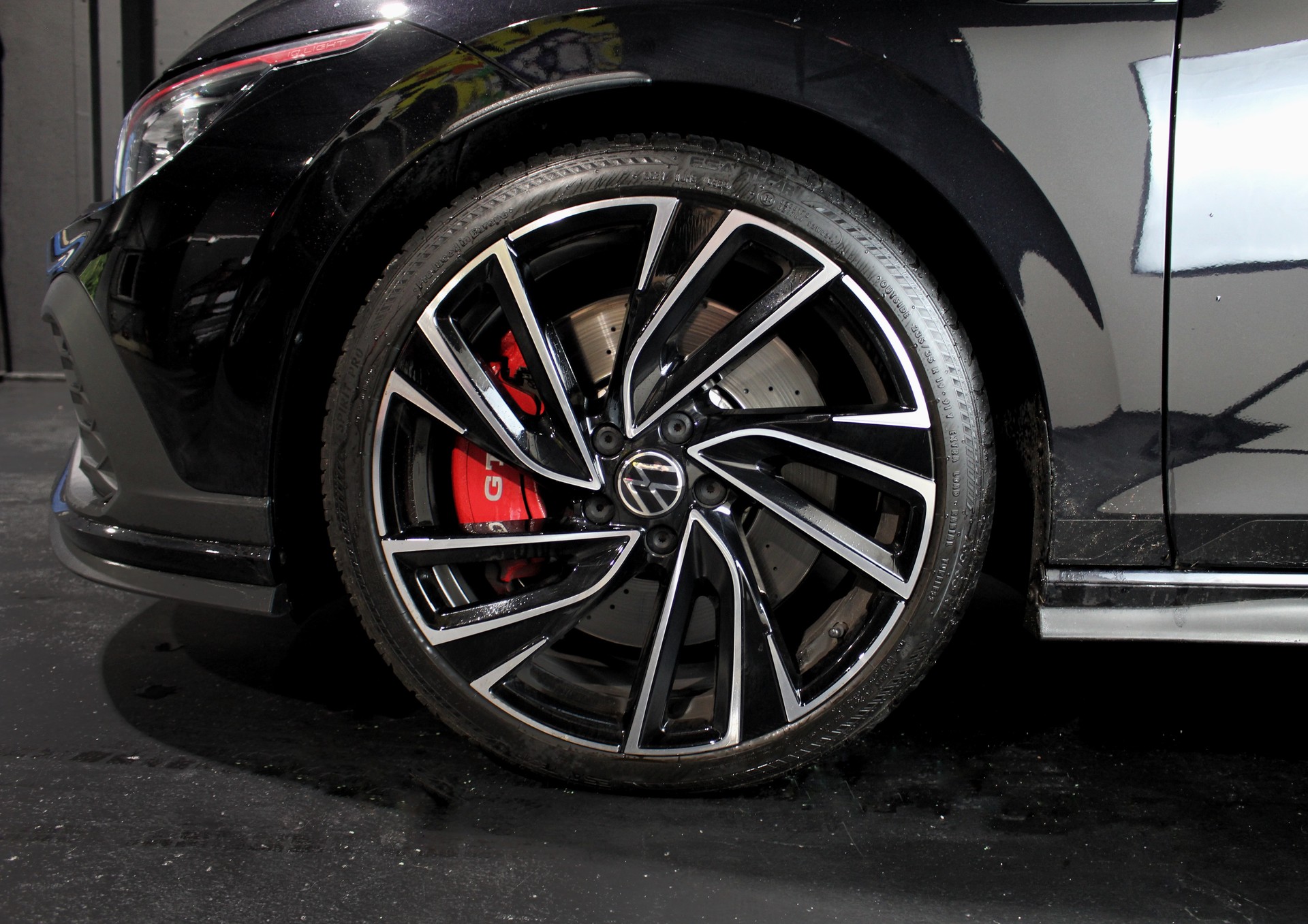 VW Golf 2.0 TSI GTI Clubsport DSG-image-12