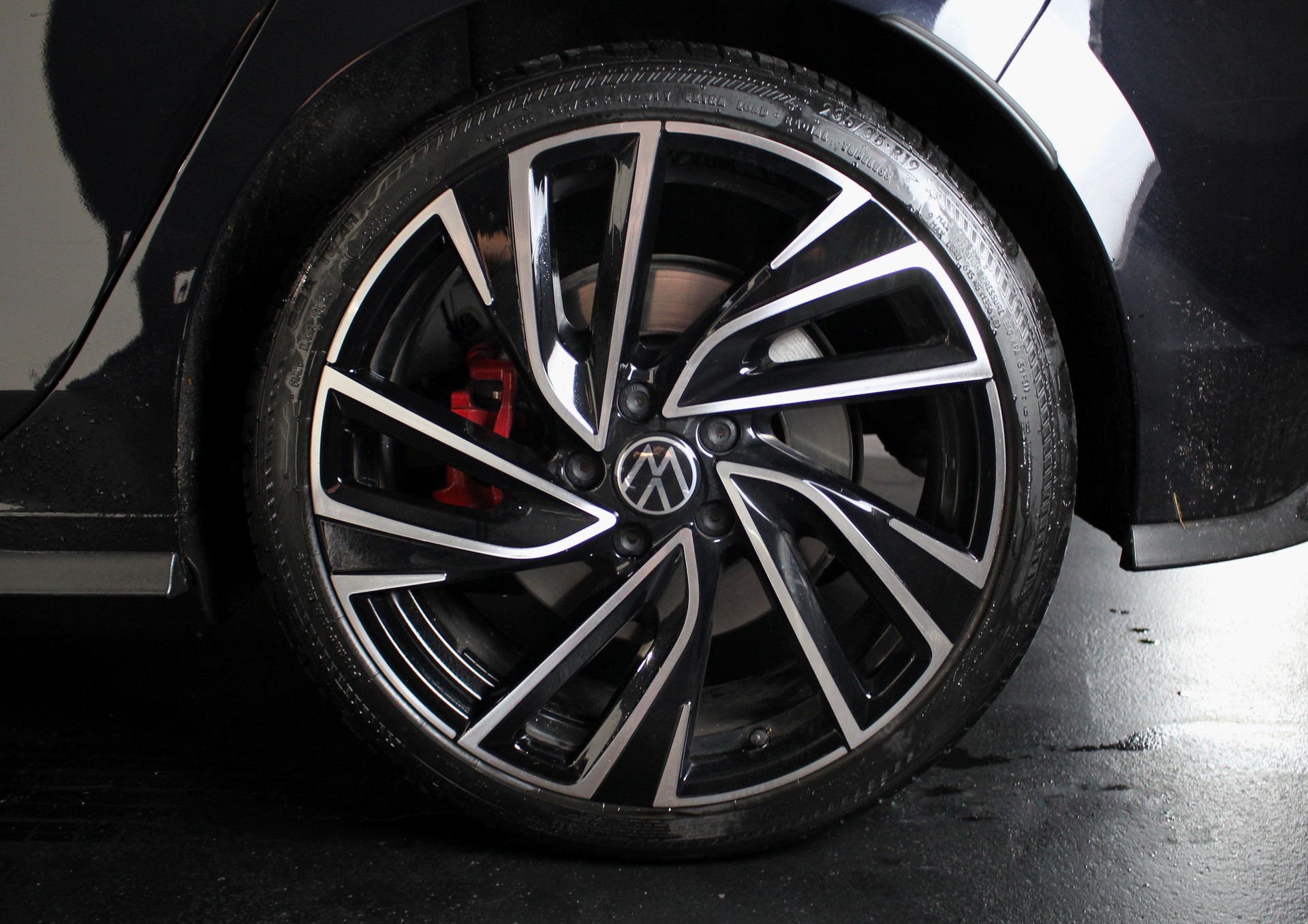 VW Golf 2.0 TSI GTI Clubsport DSG-image-11