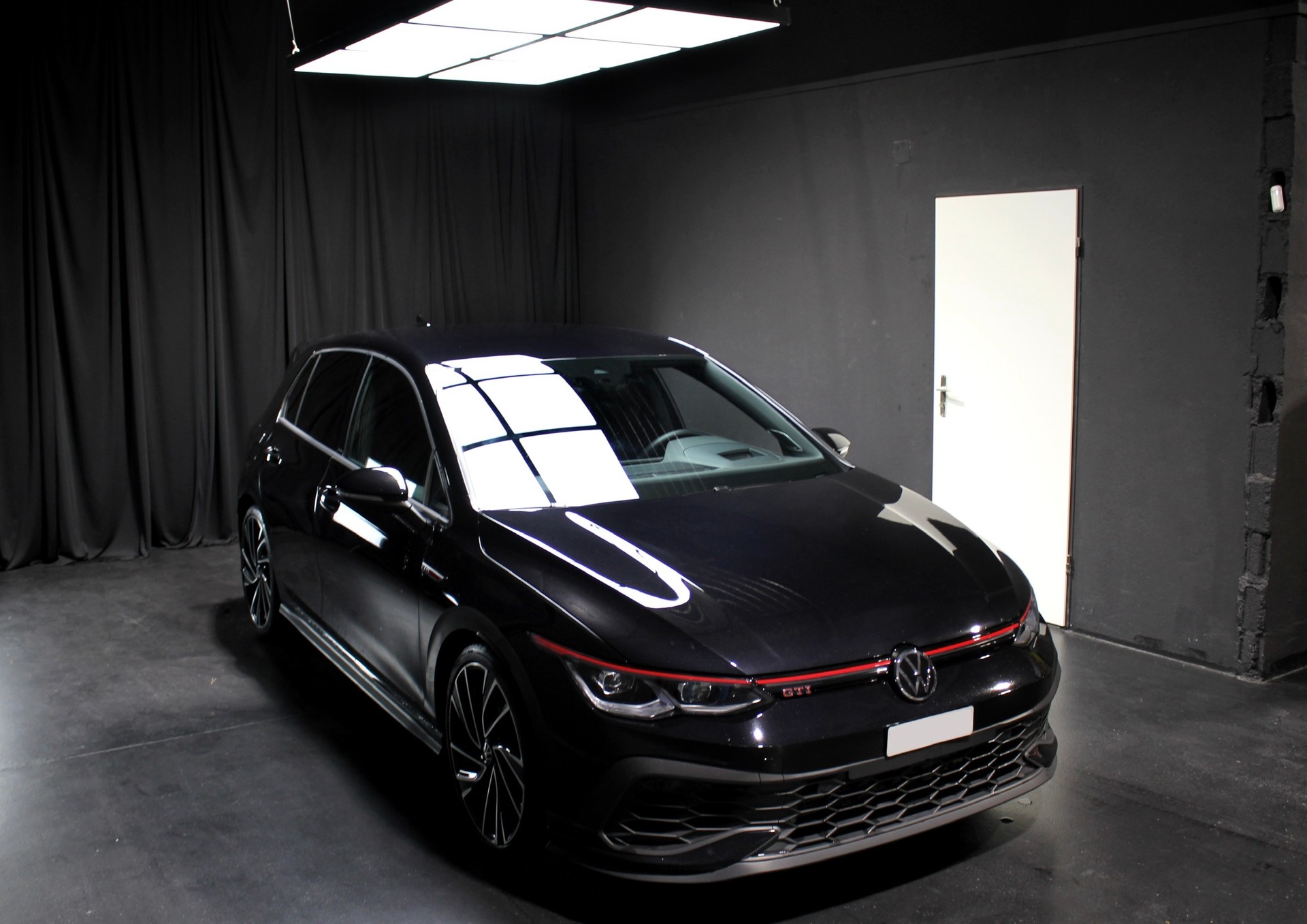 VW Golf 2.0 TSI GTI Clubsport DSG-image-4