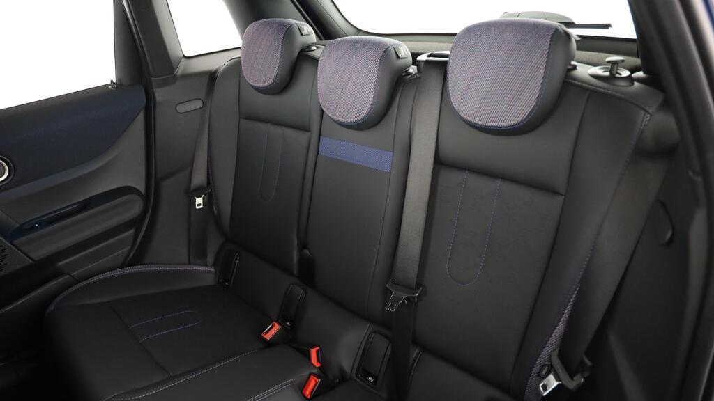 MINI Cooper 5 door S-image-19