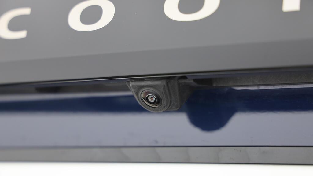 MINI Cooper 5 door S-image-14