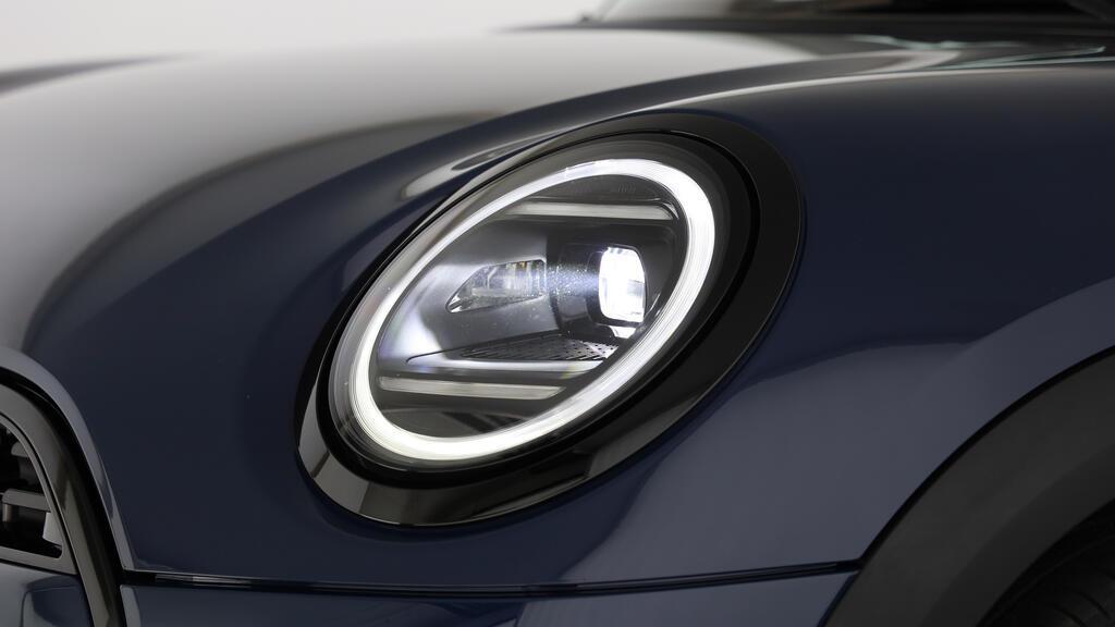 MINI Cooper 5 door S-image-15