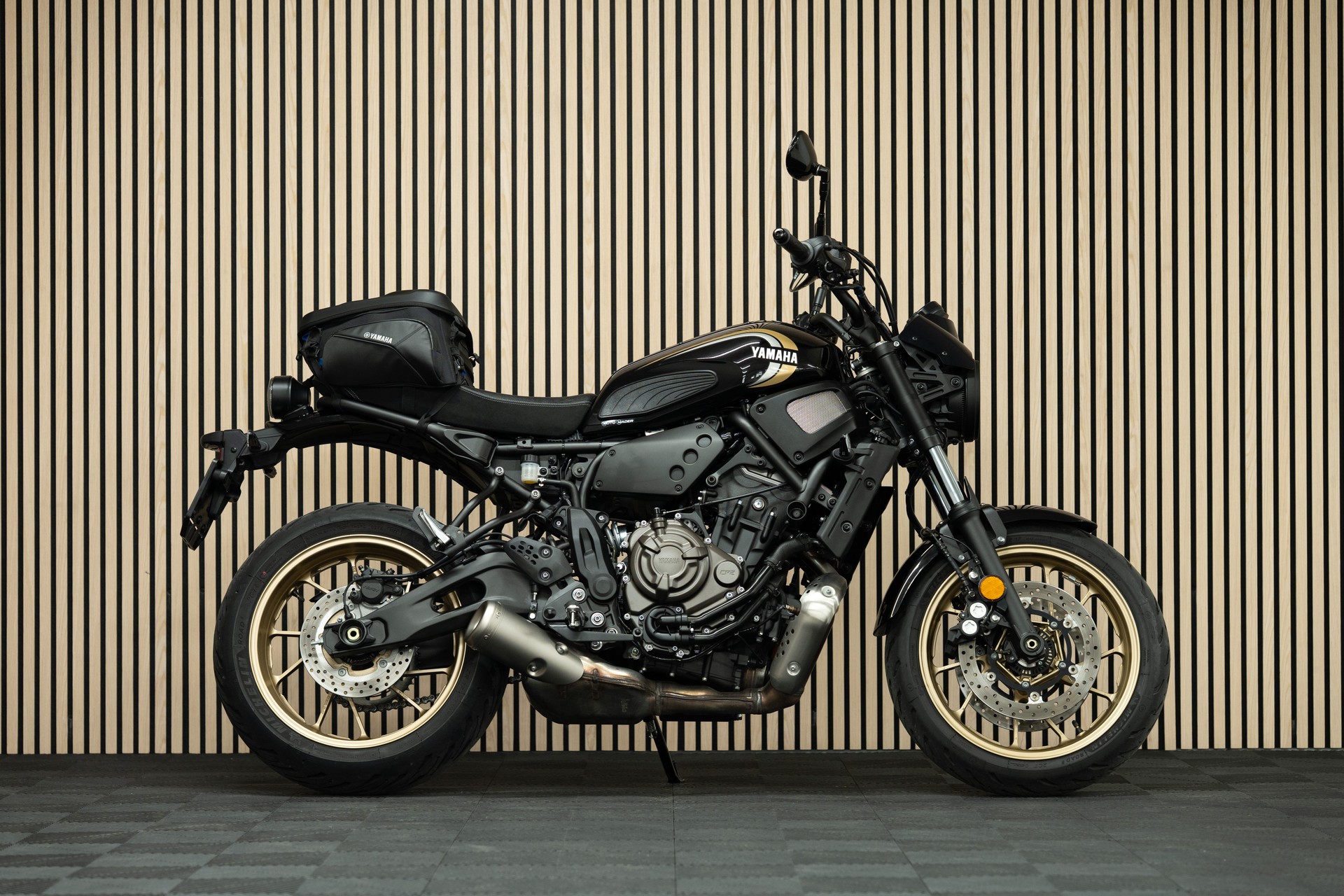 YAMAHA XSR 700 (35 kW)