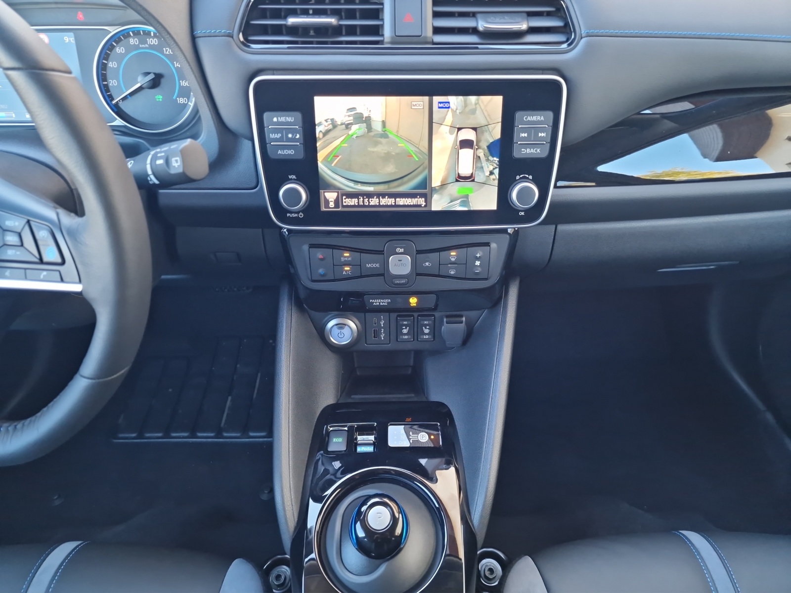NISSAN Leaf Tekna *-image-6