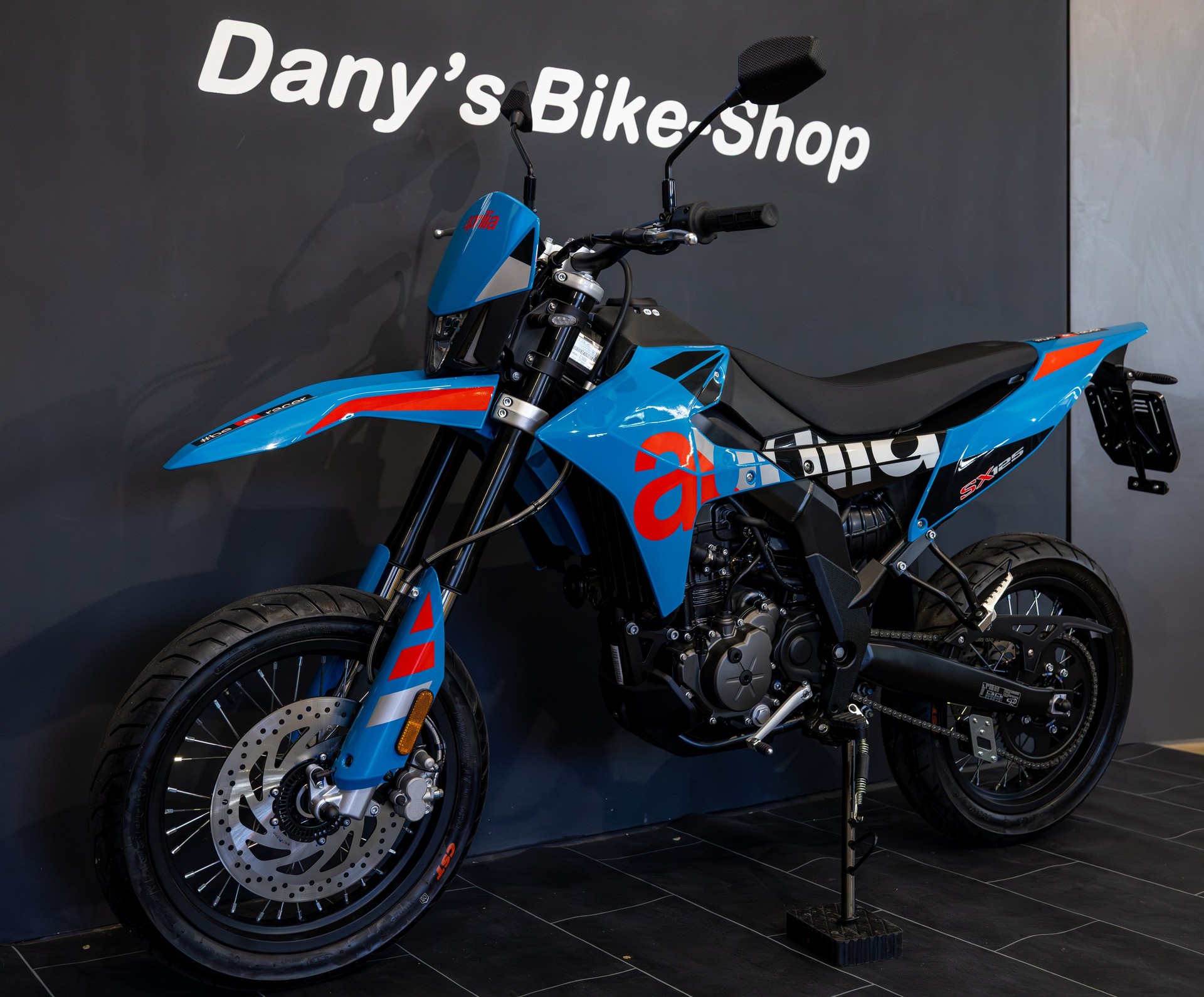 APRILIA SX 125 E5+-showroom-element-1
