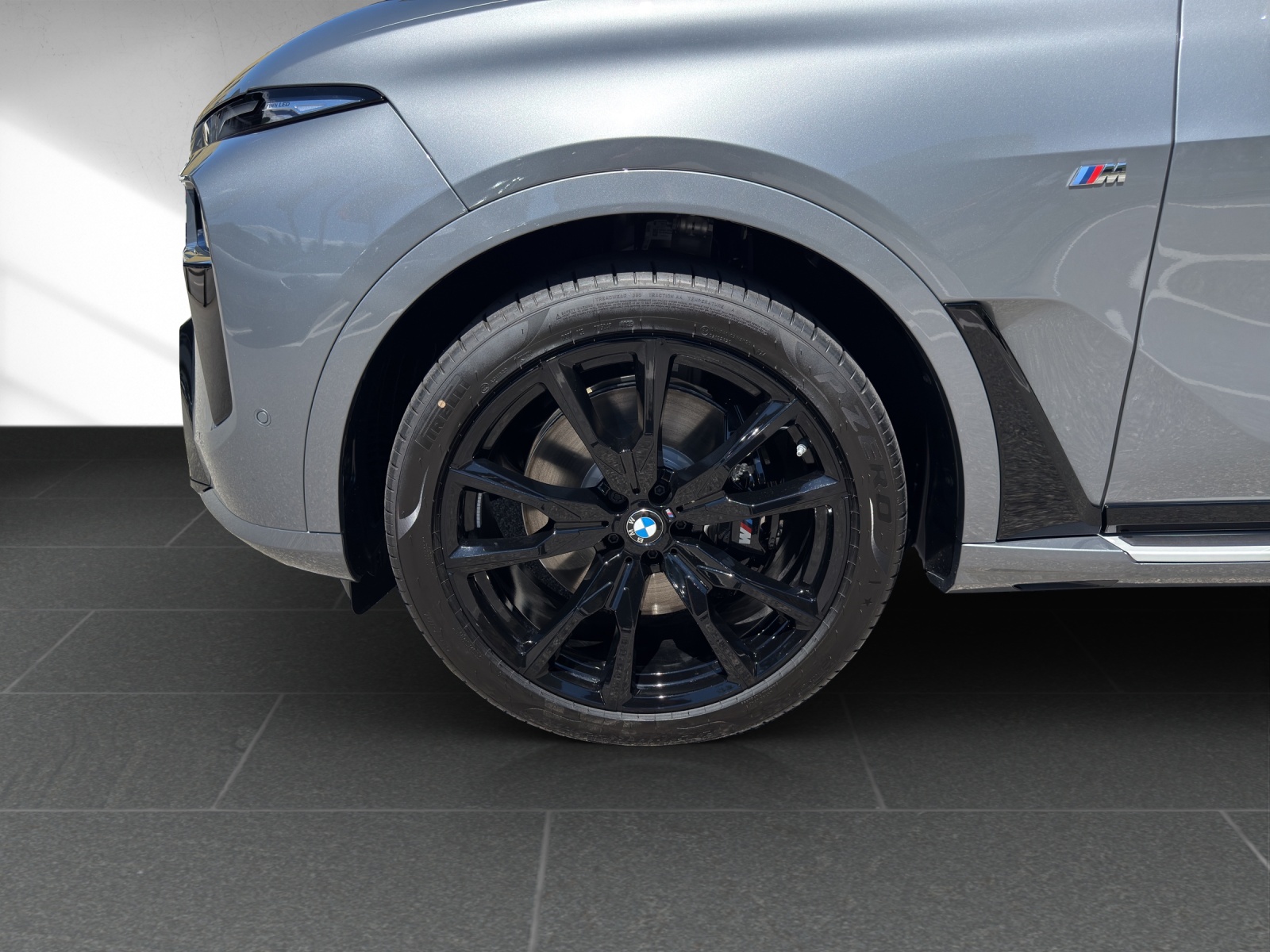 BMW X7 xDrive 48V 40d M Sport Pro Steptronic-image-8