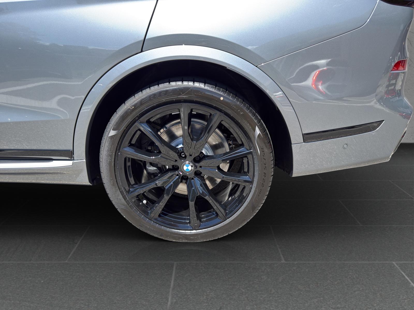 BMW X7 xDrive 48V 40d M Sport Pro Steptronic-image-11