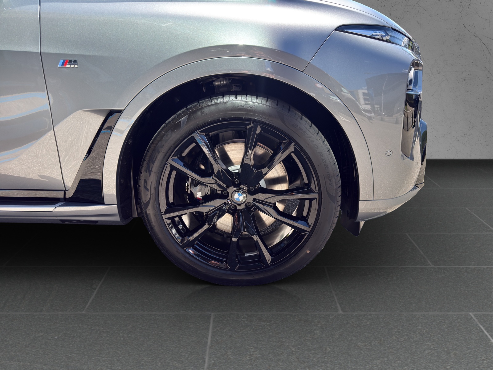 BMW X7 xDrive 48V 40d M Sport Pro Steptronic-image-9