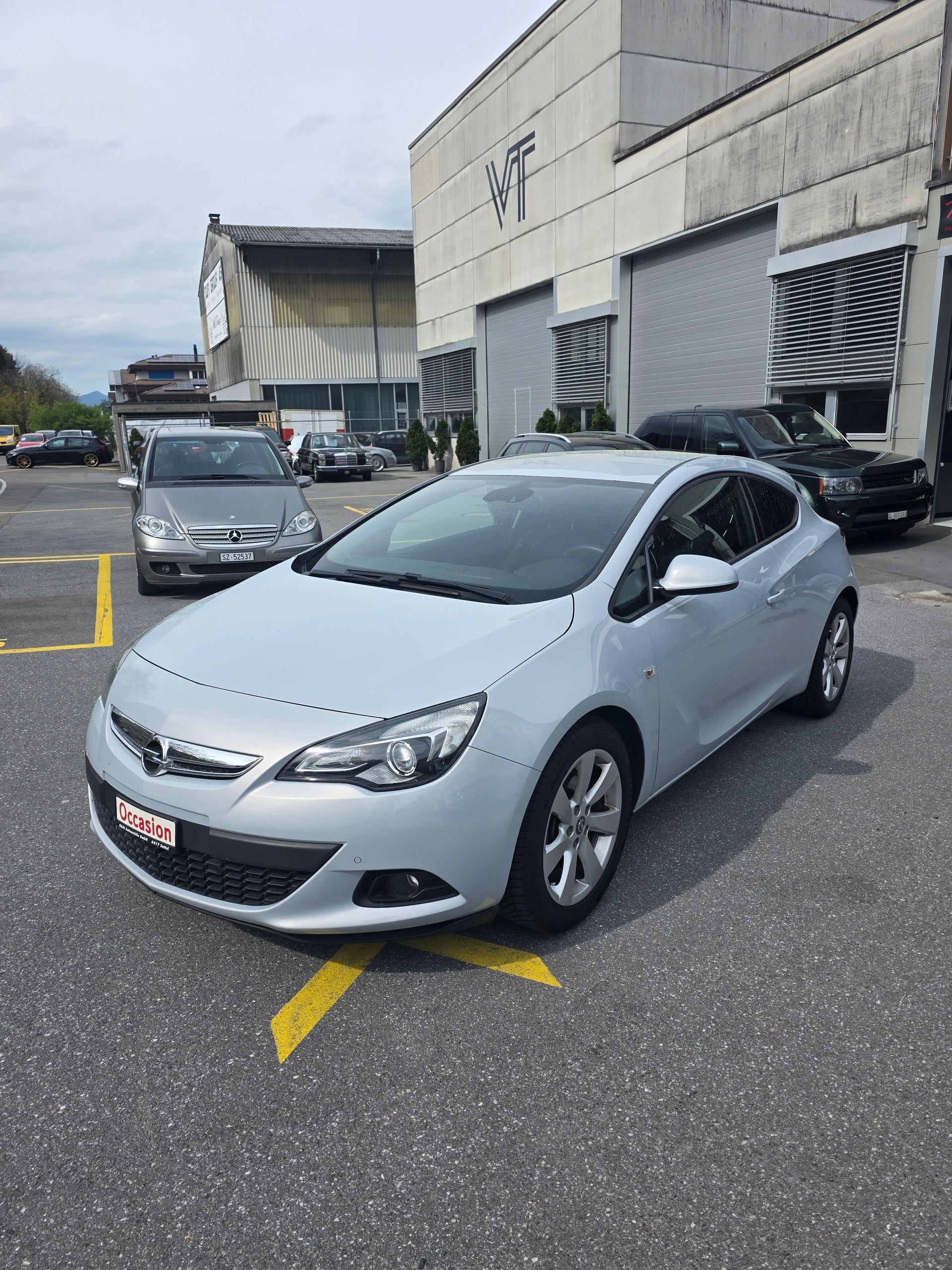 OPEL Astra GTC 1.4i 16V Turbo Enjoy / Frisch ab MFK