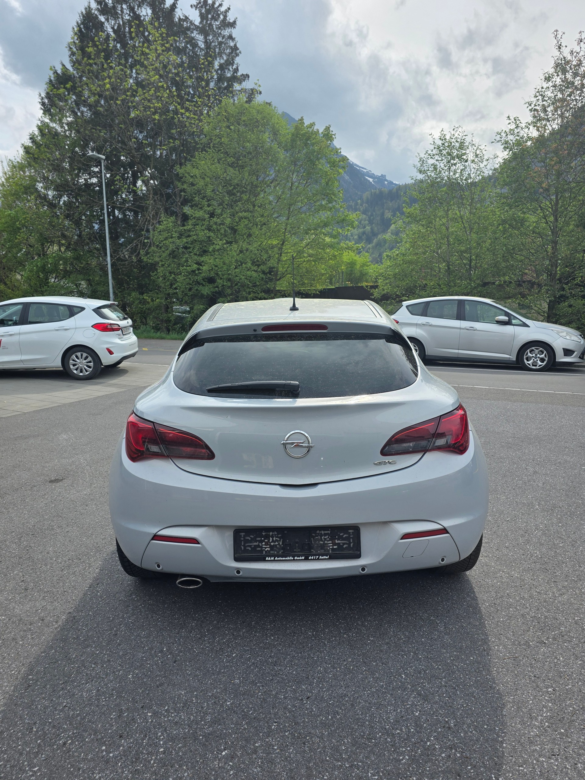 OPEL Astra GTC 1.4i 16V Turbo Enjoy / Frisch ab MFK-showroom-element-3