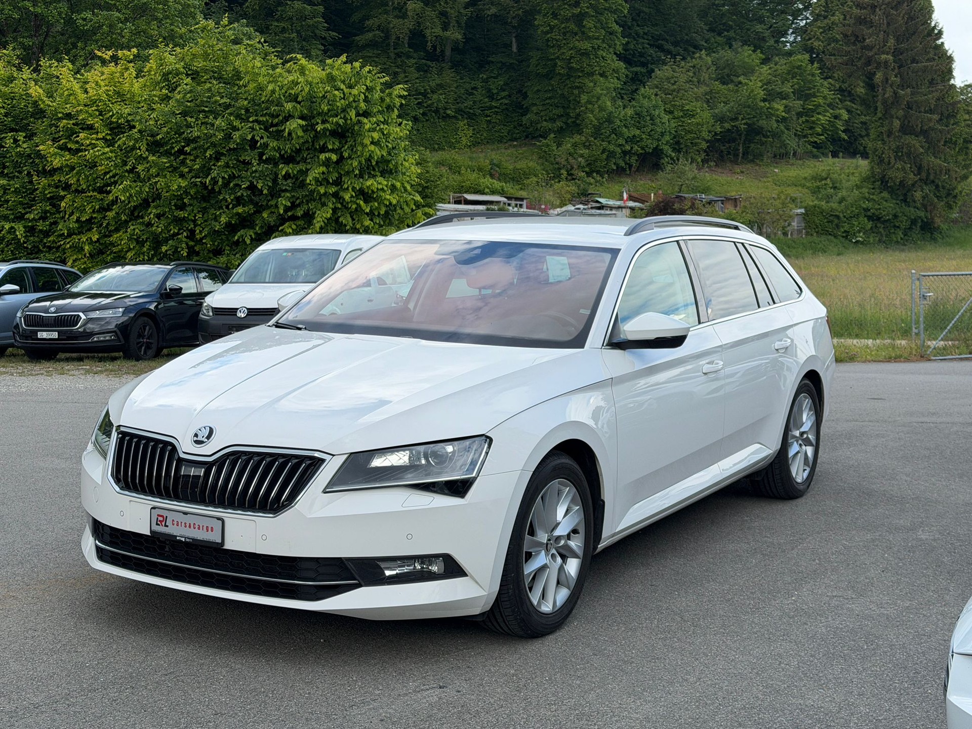 SKODA Superb Combi 2.0 TDi Style 4x4 DSG-image-2
