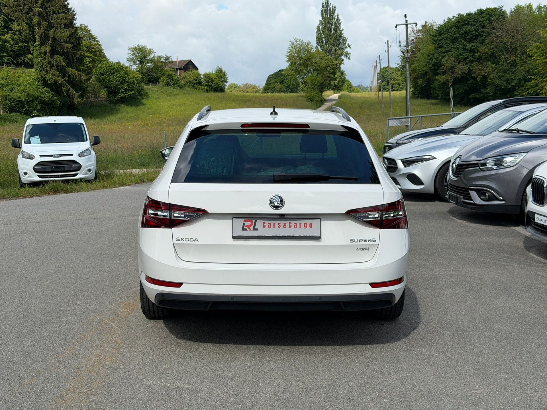 SKODA Superb Combi 2.0 TDi Style 4x4 DSG-image-5