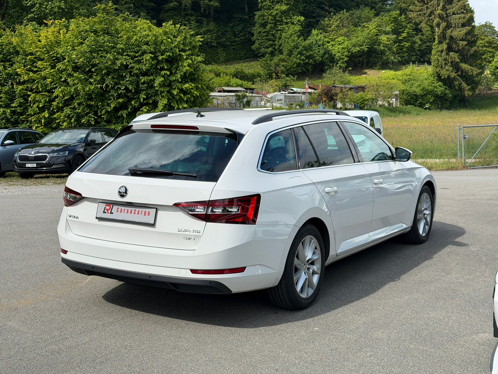 SKODA Superb Combi 2.0 TDi Style 4x4 DSG-image-6