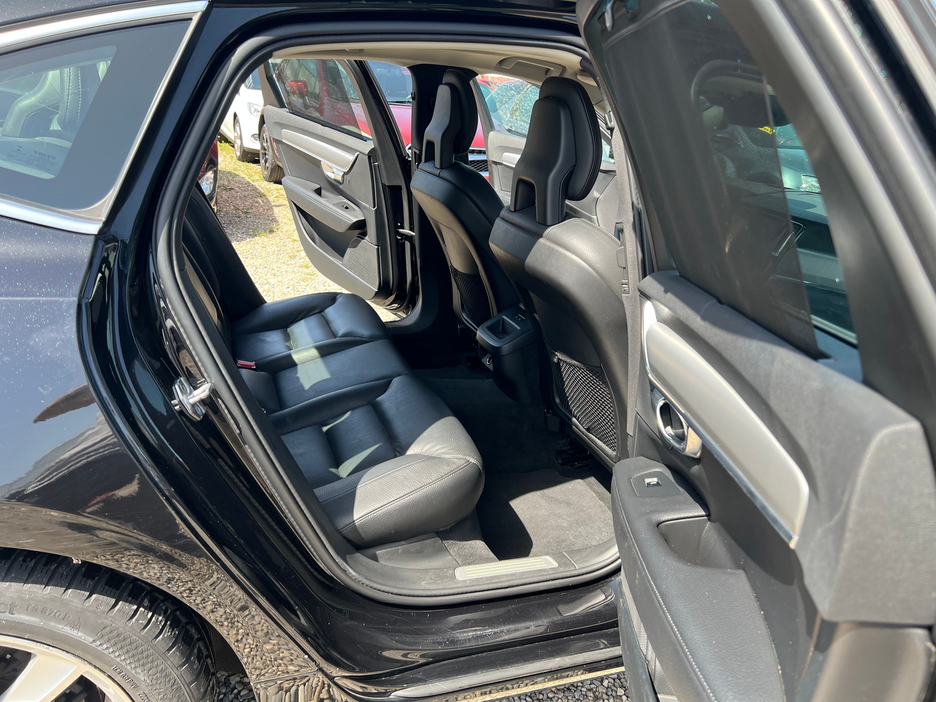 VOLVO S90 D5 AWD R-Design Geartronic Powerpulse-image-10