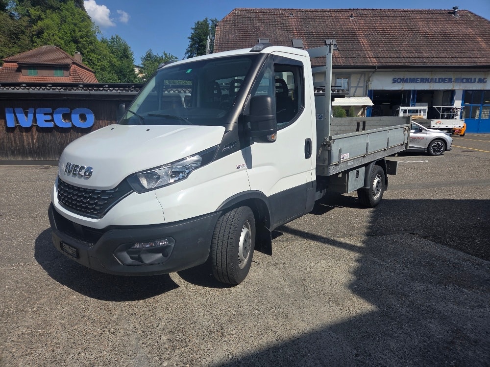 IVECO Dreiseiten Kipper