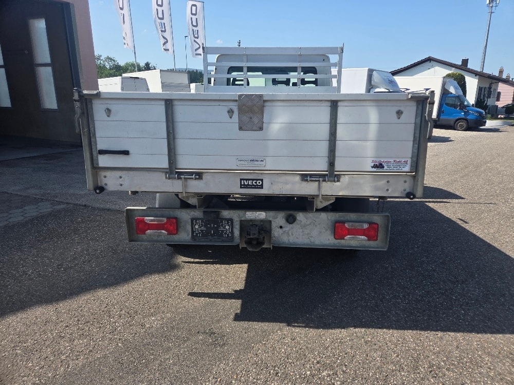 IVECO Dreiseiten Kipper-image-4