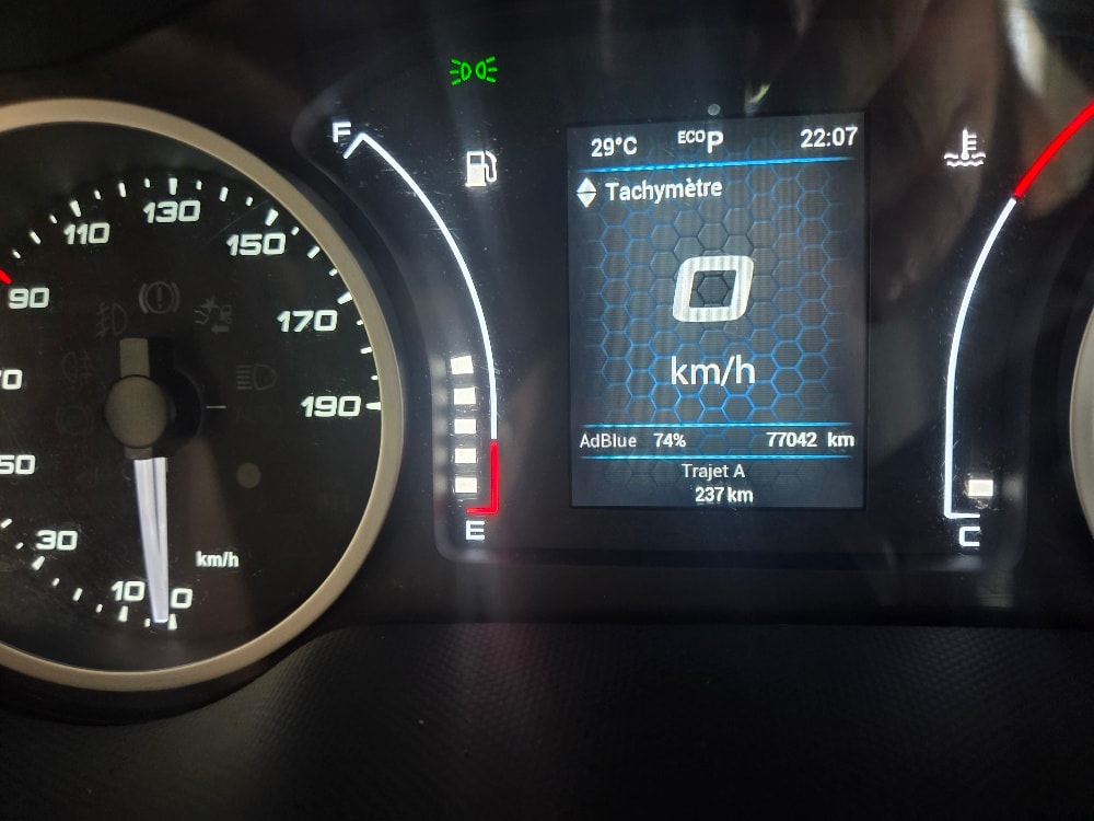IVECO Dreiseiten Kipper-image-7
