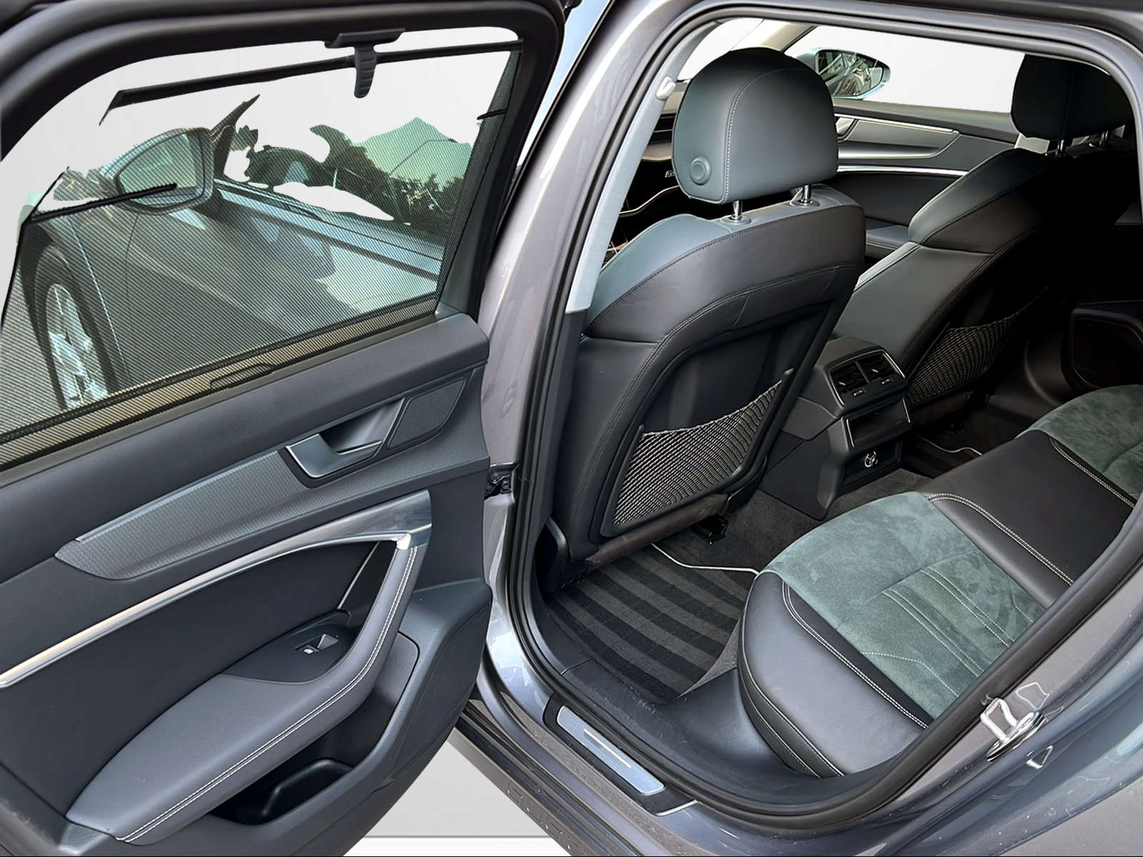 AUDI A6 allroad 50 TDI quattro tiptronic-image-12