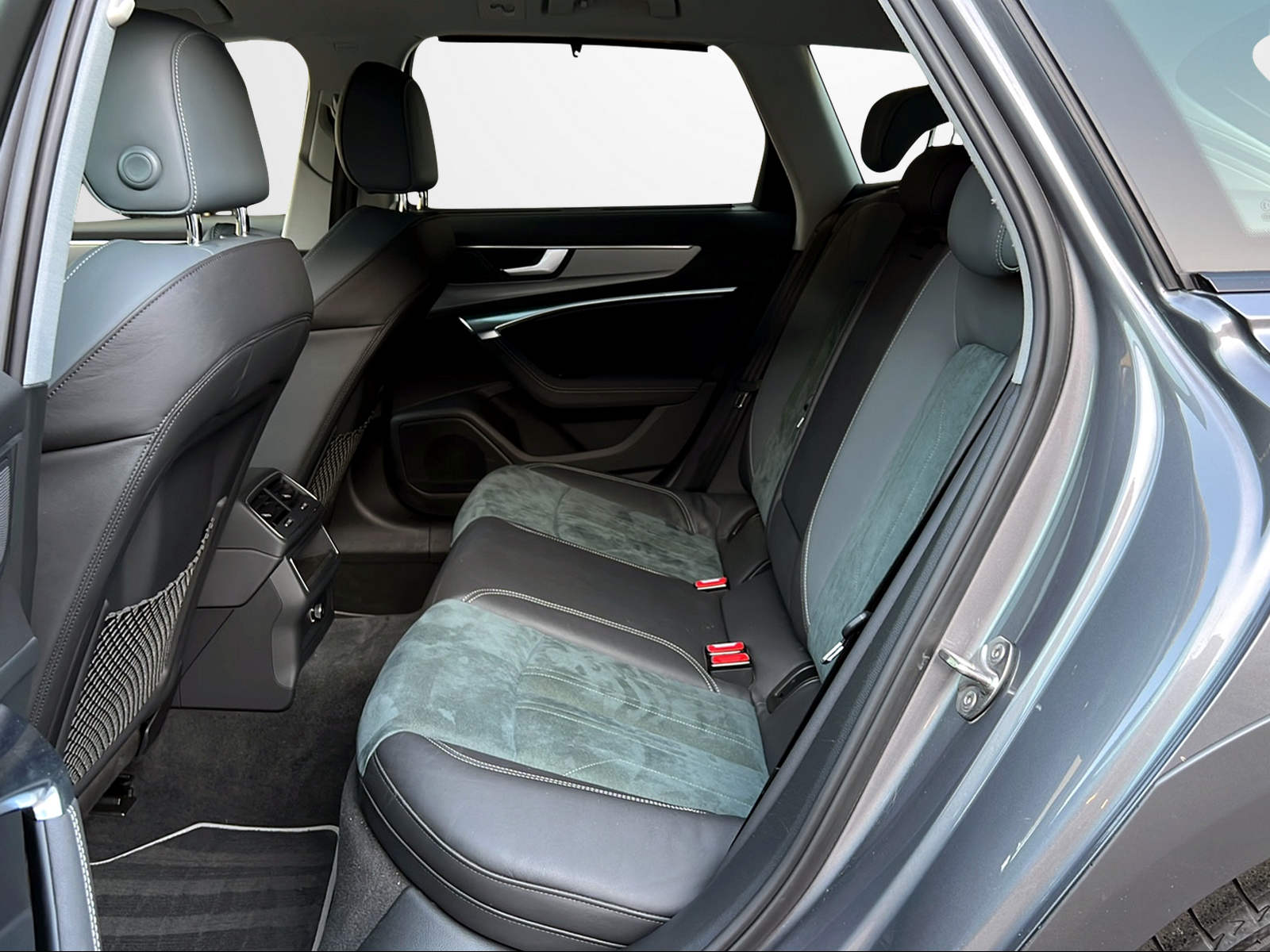 AUDI A6 allroad 50 TDI quattro tiptronic-image-13