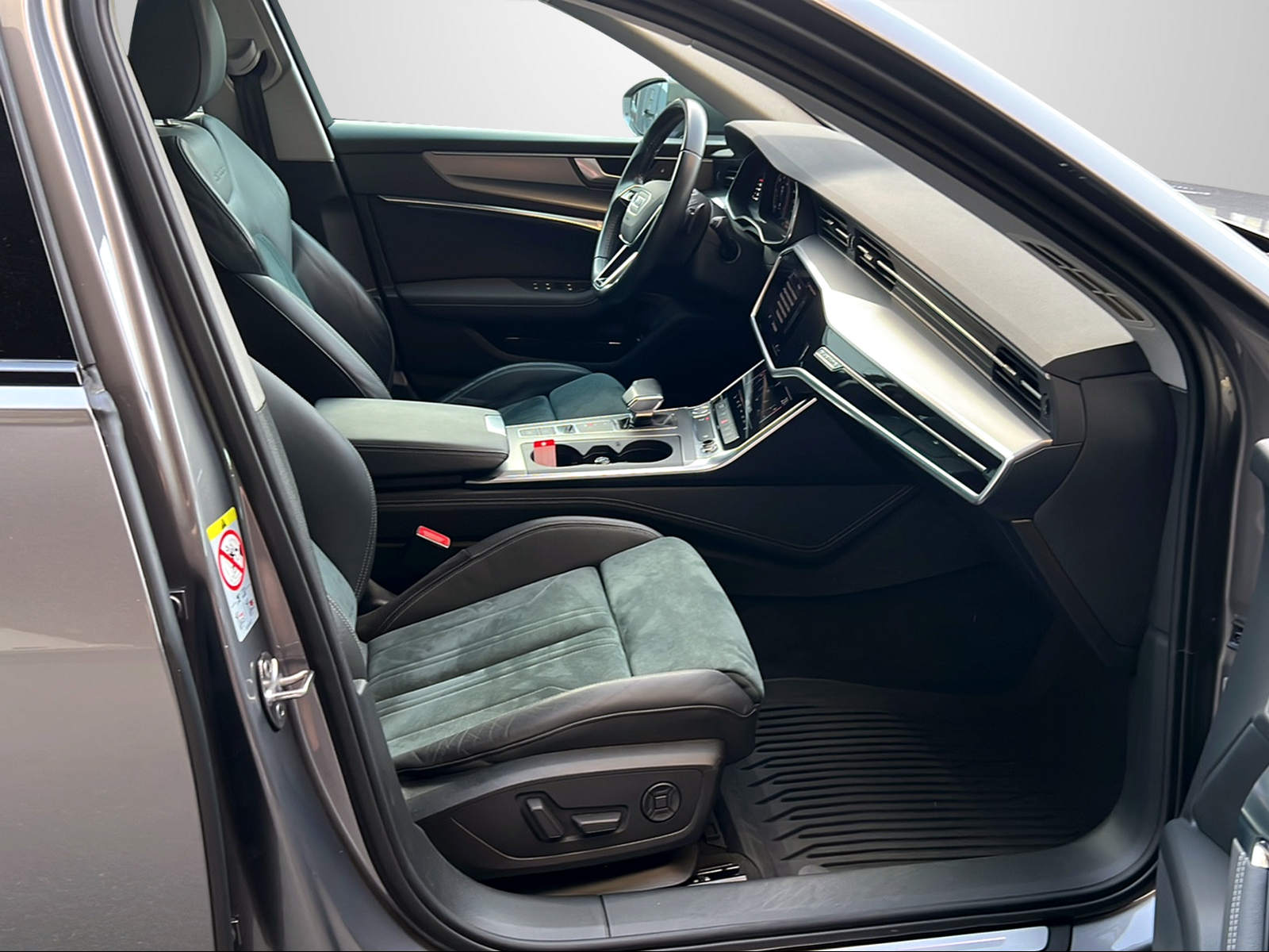 AUDI A6 allroad 50 TDI quattro tiptronic-image-10